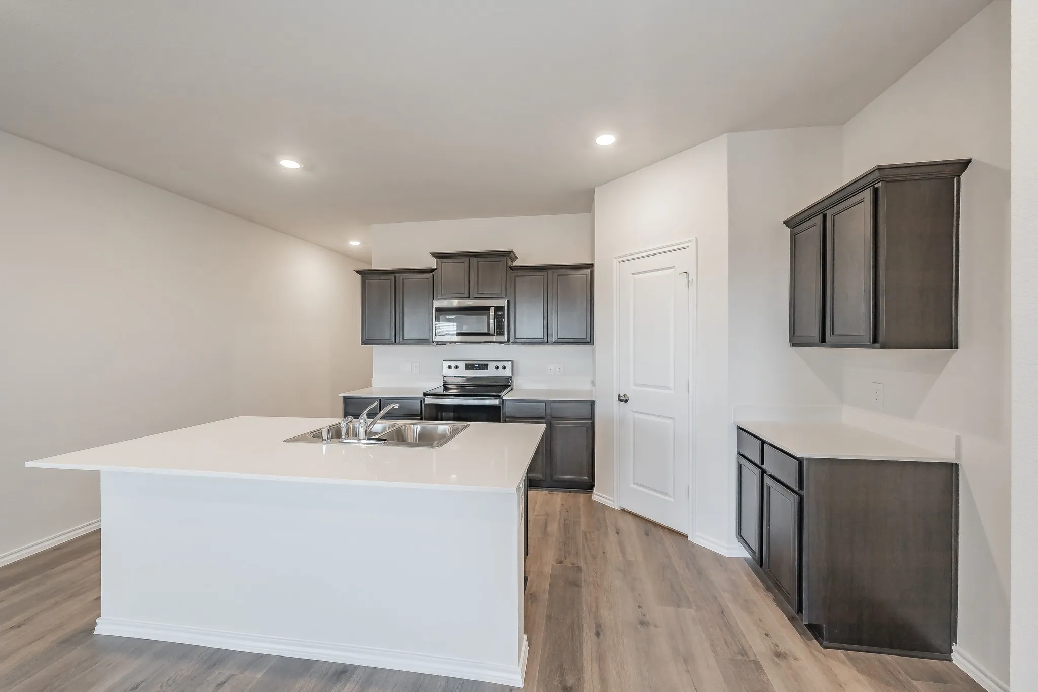 Single Family Residence For Rent in Cooke County , 764 Primrose Lane, Pilot Point, Texas 76258, 3 Bedrooms, 2 Bathrooms, 2 Garage spaces, 1,601 Sqft, built in 2023, Price $2,100, mls#21292855, Real Estate Agent in Pilot Point, Homes For Rent in Cooke county, Homes For Rent in Pilot Point, Realtor in Pilot Point Texas, Real Estate Brokerage Independent Realty Texas, Luminita Cordes Realtor