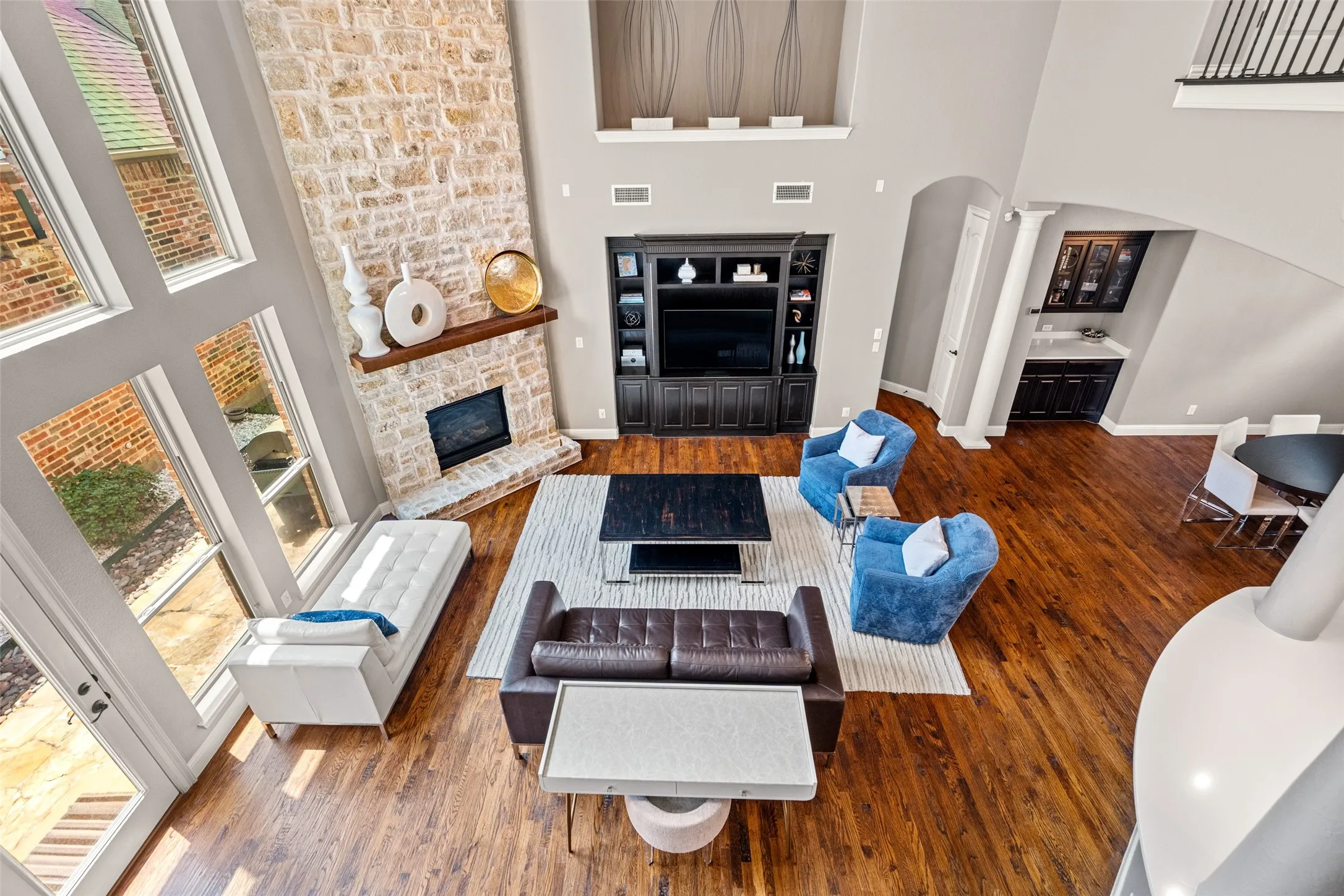 Single Family Residence For Sale in Denton County , 8244 Inverness, The Colony, Texas 75056, 4 Bedroom, 4 Bathroom, 2 Garage spaces, 3,928 Sqft, built in 2008, mls#21292159, Real Estate Agent in The Colony, Homes For Sale in Denton county, Homes For Sale in The Colony, Realtor in The Colony Texas, Real Estate Brokerage Independent Realty Texas, Luminita Cordes Realtor