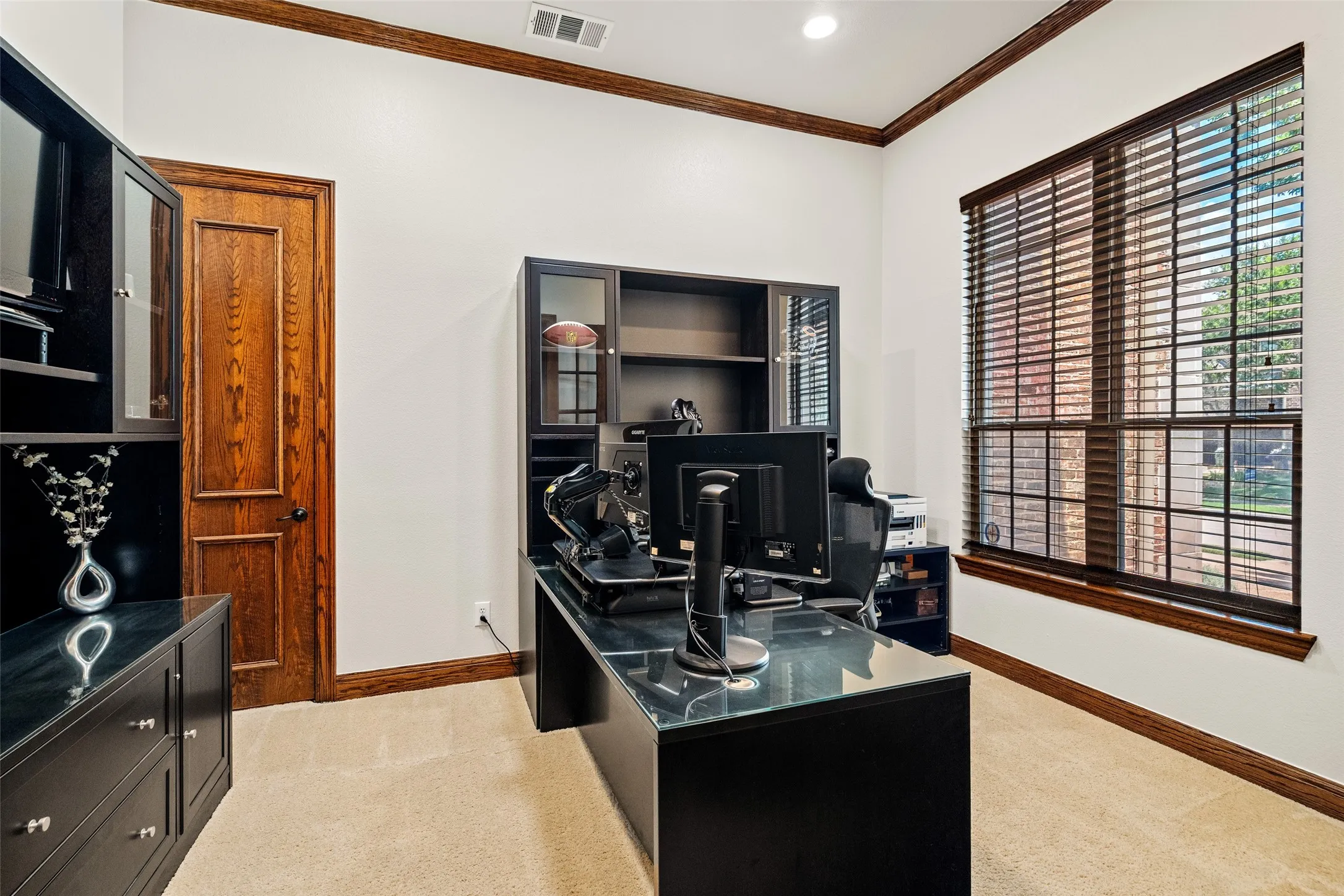 Single Family Residence For Sale in Denton County , 8244 Inverness, The Colony, Texas 75056, 4 Bedroom, 4 Bathroom, 2 Garage spaces, 3,928 Sqft, built in 2008, mls#21292159, Real Estate Agent in The Colony, Homes For Sale in Denton county, Homes For Sale in The Colony, Realtor in The Colony Texas, Real Estate Brokerage Independent Realty Texas, Luminita Cordes Realtor
