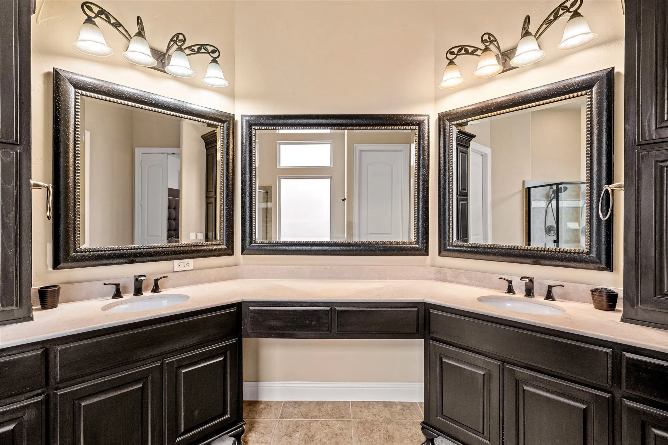 Single Family Residence For Sale in Denton County , 8244 Inverness, The Colony, Texas 75056, 4 Bedroom, 4 Bathroom, 2 Garage spaces, 3,928 Sqft, built in 2008, mls#21292159, Real Estate Agent in The Colony, Homes For Sale in Denton county, Homes For Sale in The Colony, Realtor in The Colony Texas, Real Estate Brokerage Independent Realty Texas, Luminita Cordes Realtor