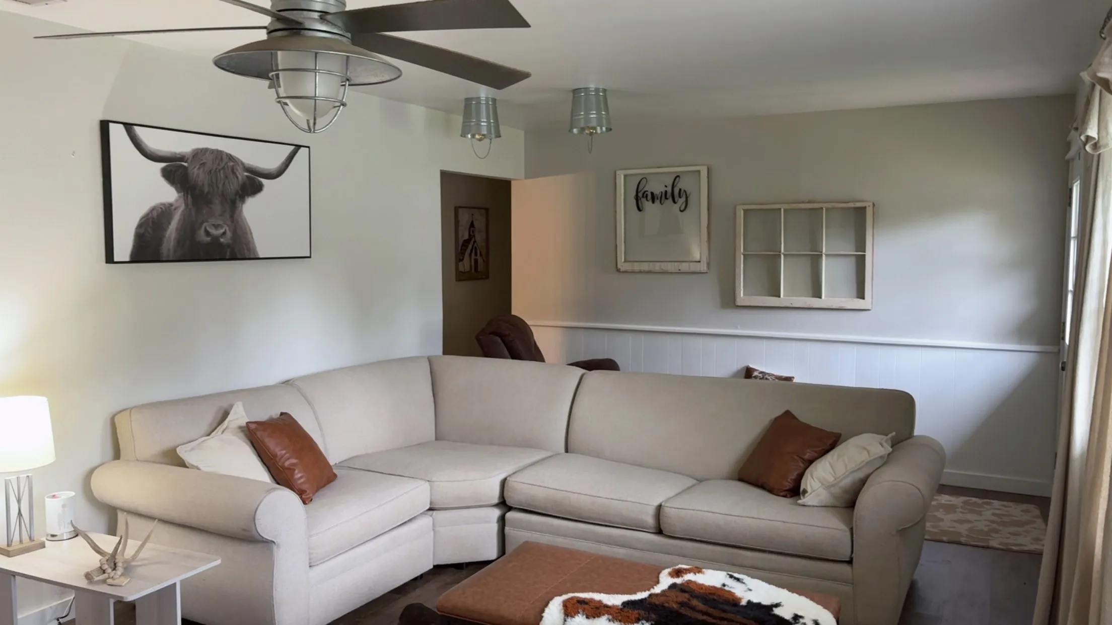 Single Family Residence For Sale in Henderson County , 808 Shady Trail, Athens, Texas 75751, 3 Bedrooms, 2 Bathrooms, Garage spaces, 1,965 Sqft, built in 1964, Price $209,000, mls#21292896, Real Estate Agent in Athens, Homes For Sale in Henderson county, Homes For Sale in Athens, Realtor in Athens Texas, Real Estate Brokerage Independent Realty Texas, Luminita Cordes Realtor