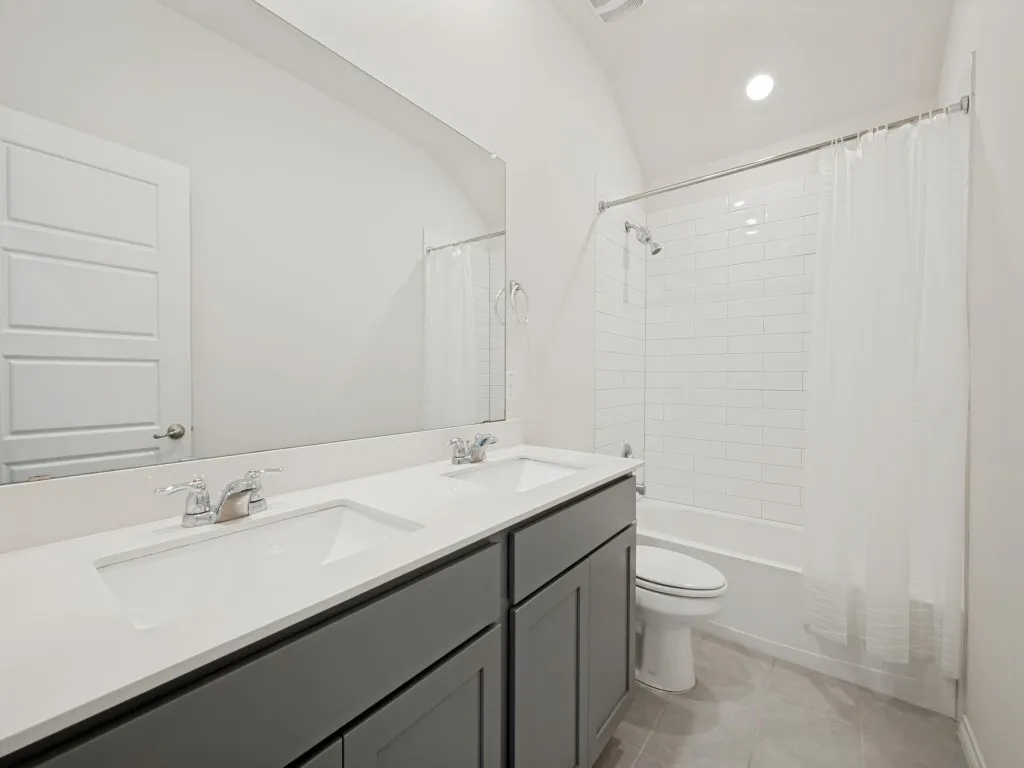 Single Family Residence For Sale in Denton County , 6317 Tudor Place, Celina, Texas 76227, 4 Bedroom, 2 Bathroom, 2 Garage spaces, 2,035 Sqft, built in 2021, mls#21284275, Real Estate Agent in Celina, Homes For Sale in Denton county, Homes For Sale in Celina, Realtor in Celina Texas, Real Estate Brokerage Independent Realty Texas, Luminita Cordes Realtor