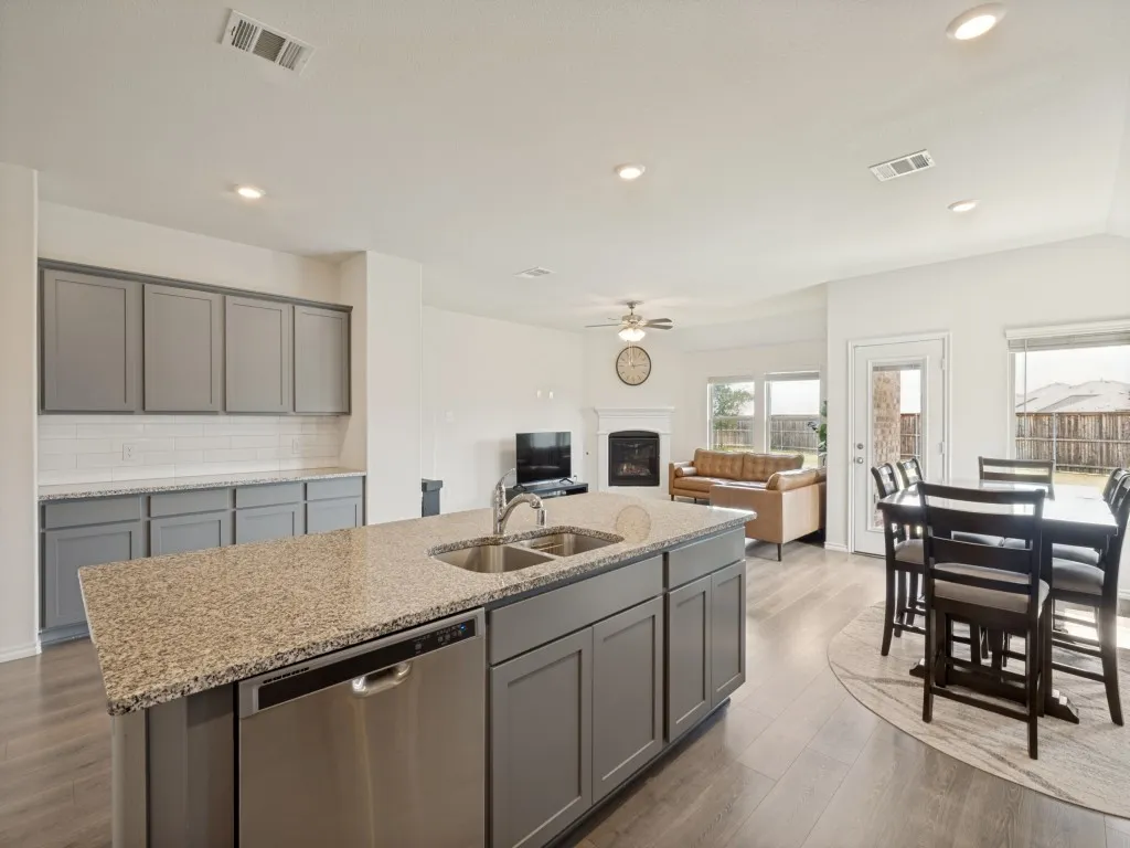 Single Family Residence For Sale in Denton County , 6317 Tudor Place, Celina, Texas 76227, 4 Bedroom, 2 Bathroom, 2 Garage spaces, 2,035 Sqft, built in 2021, mls#21284275, Real Estate Agent in Celina, Homes For Sale in Denton county, Homes For Sale in Celina, Realtor in Celina Texas, Real Estate Brokerage Independent Realty Texas, Luminita Cordes Realtor