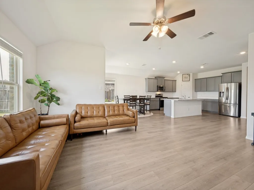 Single Family Residence For Sale in Denton County , 6317 Tudor Place, Celina, Texas 76227, 4 Bedroom, 2 Bathroom, 2 Garage spaces, 2,035 Sqft, built in 2021, mls#21284275, Real Estate Agent in Celina, Homes For Sale in Denton county, Homes For Sale in Celina, Realtor in Celina Texas, Real Estate Brokerage Independent Realty Texas, Luminita Cordes Realtor