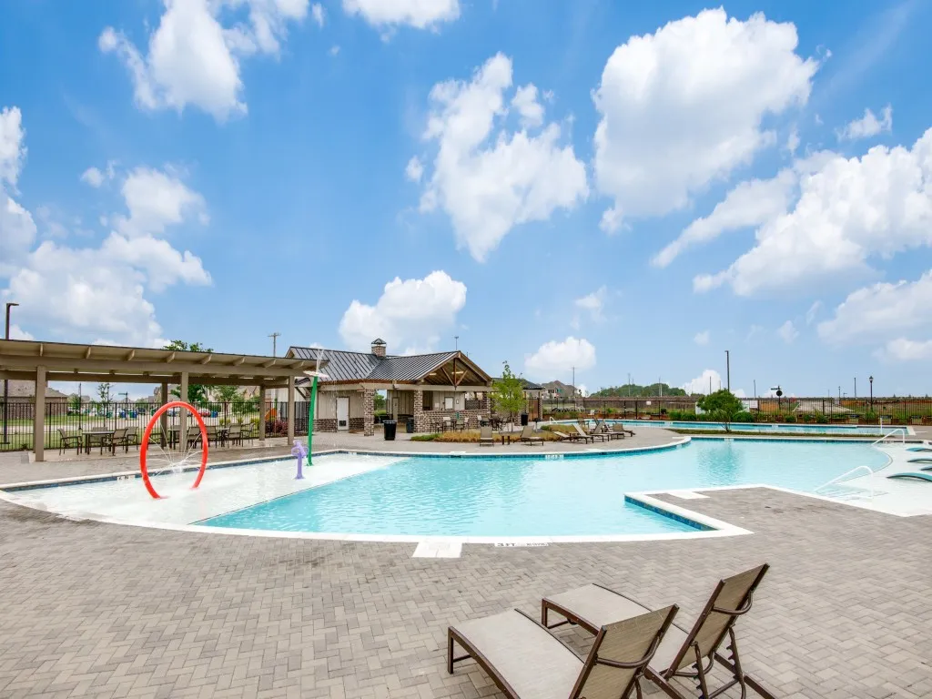 Single Family Residence For Sale in Denton County , 6317 Tudor Place, Celina, Texas 76227, 4 Bedroom, 2 Bathroom, 2 Garage spaces, 2,035 Sqft, built in 2021, mls#21284275, Real Estate Agent in Celina, Homes For Sale in Denton county, Homes For Sale in Celina, Realtor in Celina Texas, Real Estate Brokerage Independent Realty Texas, Luminita Cordes Realtor
