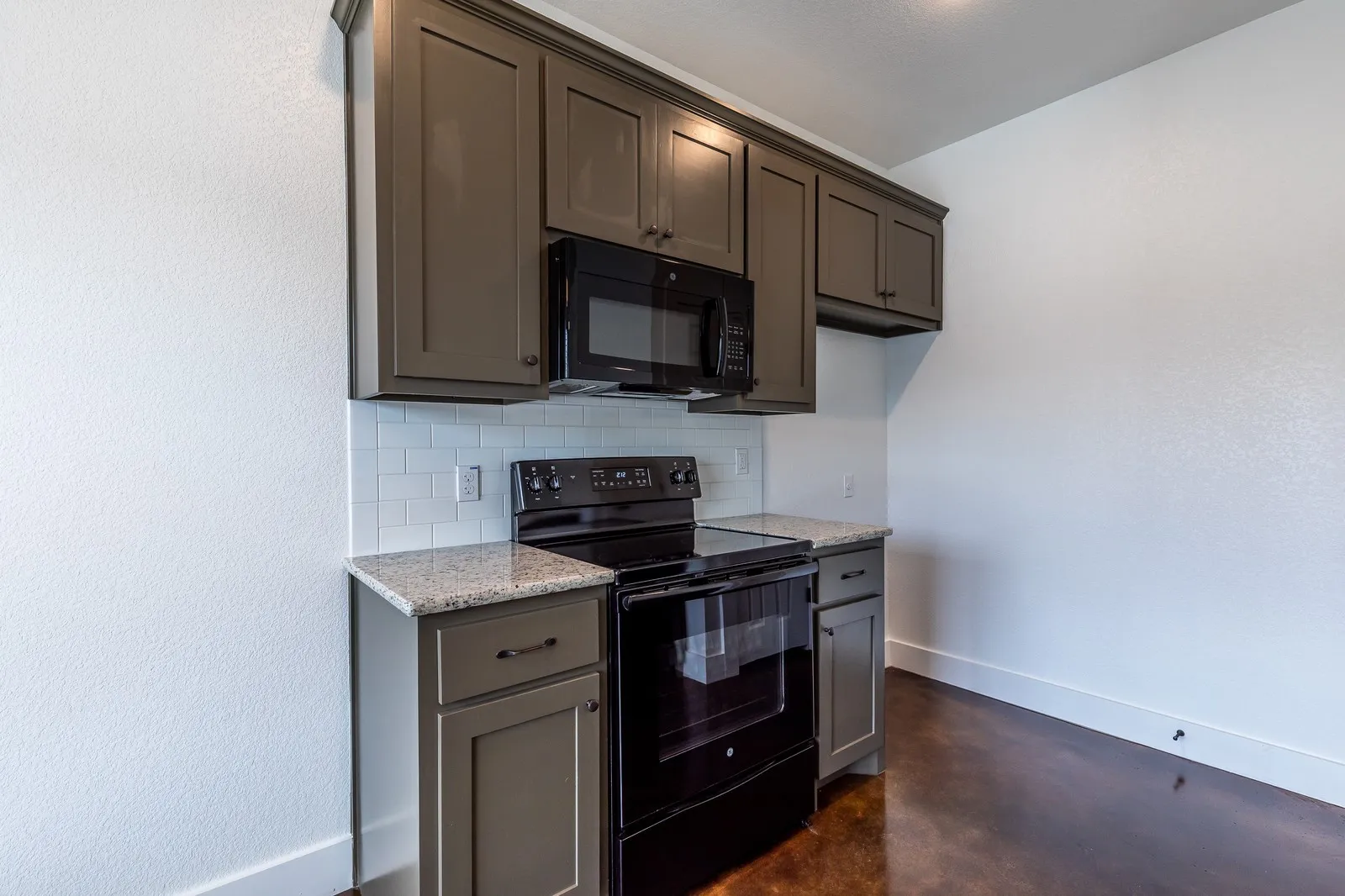 Duplex For Sale in Mc Lennan County , 602 Washington Street, Mc Gregor, Texas 76657, 4 Bedroom, 4 Bathroom, Garage spaces, 0 Sqft, built in 2019, mls#21292700, Real Estate Agent in Mc Gregor, Homes For Sale in Mc Lennan county, Homes For Sale in Mc Gregor, Realtor in Mc Gregor Texas, Real Estate Brokerage Independent Realty Texas, Luminita Cordes Realtor