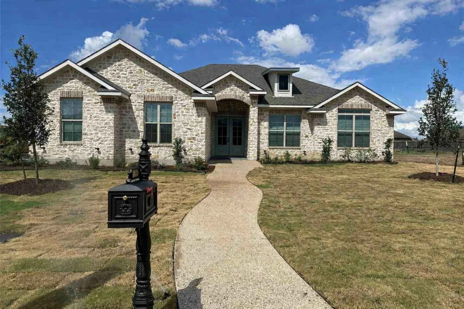 Single Family Residence For Sale in Mc Lennan County , 1033 Queen Elizabeth Drive, Waco, Texas 76657, 4 Bedroom, 3 Bathroom, 2 Garage spaces, 2,387 Sqft, built in 2026, mls#21292814, Real Estate Agent in Waco, Homes For Sale in Mc Lennan county, Homes For Sale in Waco, Realtor in Waco Texas, Real Estate Brokerage Independent Realty Texas, Luminita Cordes Realtor