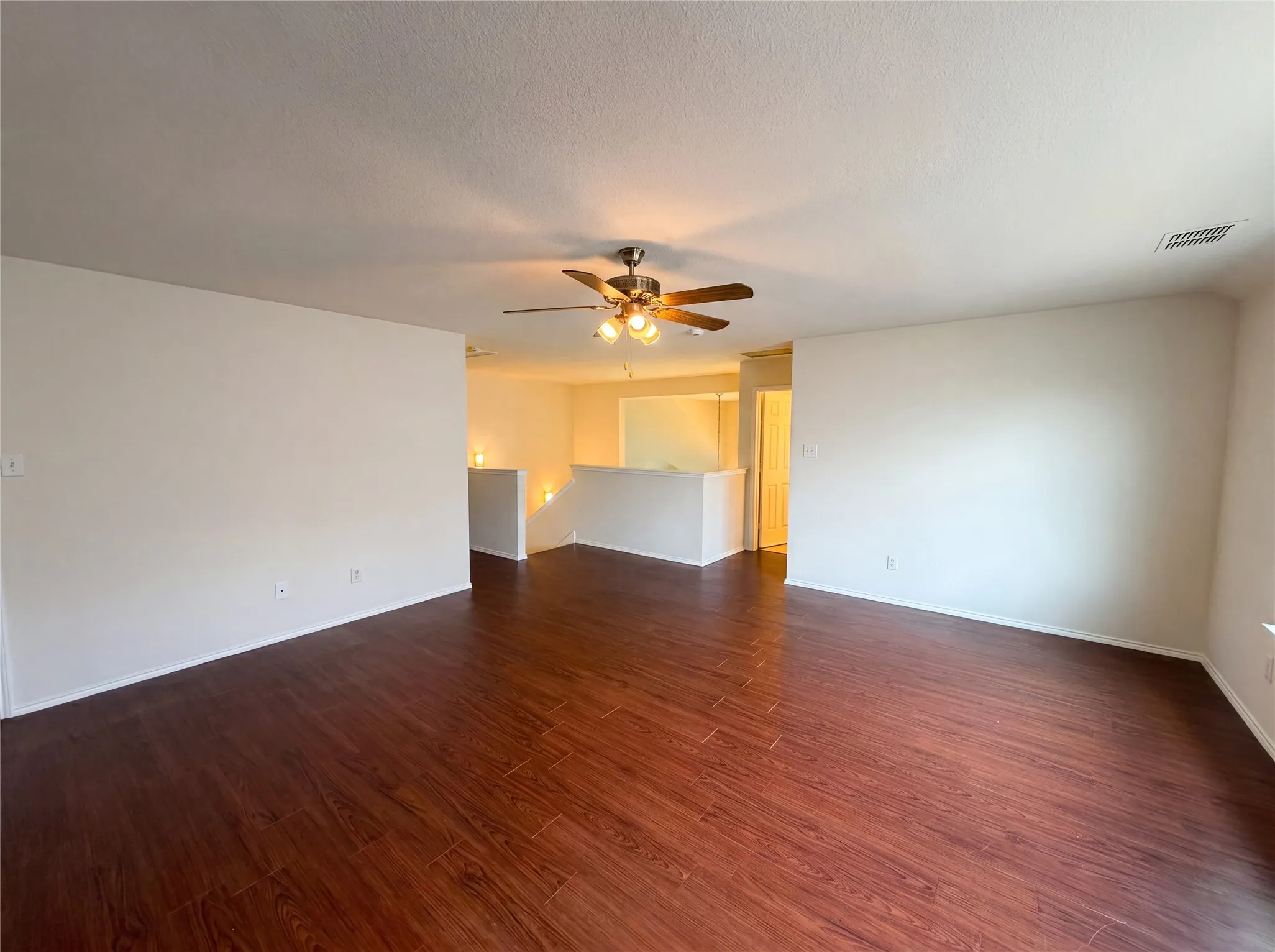 Single Family Residence For Sale in Dallas County , 1202 Mccormick Street, Garland, Texas 75040, 4 Bedroom, 3 Bathroom, 2 Garage spaces, 2,732 Sqft, built in 2002, mls#21292905, Real Estate Agent in Garland, Homes For Sale in Dallas county, Homes For Sale in Garland, Realtor in Garland Texas, Real Estate Brokerage Independent Realty Texas, Luminita Cordes Realtor