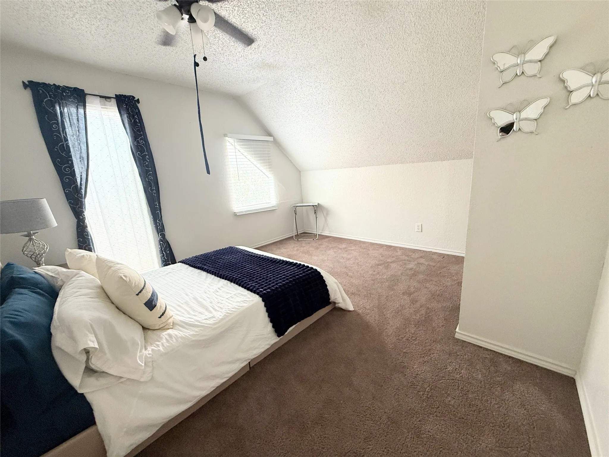 Condominium For Sale in Tarrant County , 2312 Balsam Drive A214, Arlington, Texas 76006, 2 Bedroom, 1 Bathroom, Garage spaces, 774 Sqft, built in 1980, mls#21292351, Real Estate Agent in Arlington, Homes For Sale in Tarrant county, Homes For Sale in Arlington, Realtor in Arlington Texas, Real Estate Brokerage Independent Realty Texas, Luminita Cordes Realtor