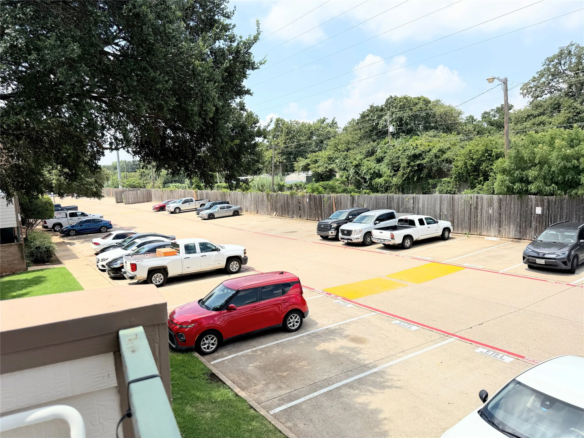 Condominium For Sale in Tarrant County , 2312 Balsam Drive A214, Arlington, Texas 76006, 2 Bedroom, 1 Bathroom, Garage spaces, 774 Sqft, built in 1980, mls#21292351, Real Estate Agent in Arlington, Homes For Sale in Tarrant county, Homes For Sale in Arlington, Realtor in Arlington Texas, Real Estate Brokerage Independent Realty Texas, Luminita Cordes Realtor