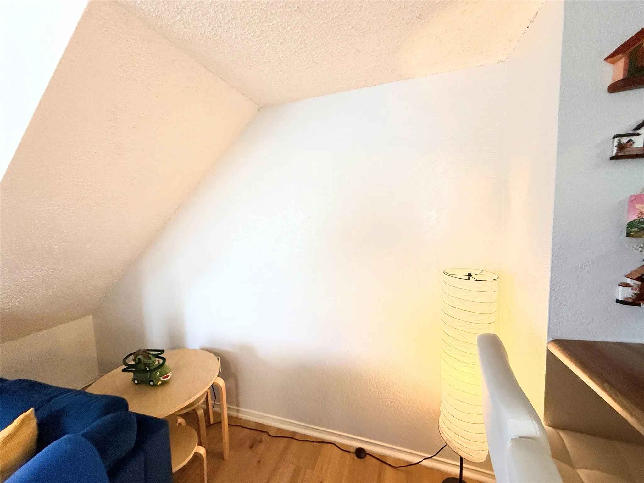 Condominium For Sale in Tarrant County , 2312 Balsam Drive A214, Arlington, Texas 76006, 2 Bedroom, 1 Bathroom, Garage spaces, 774 Sqft, built in 1980, mls#21292351, Real Estate Agent in Arlington, Homes For Sale in Tarrant county, Homes For Sale in Arlington, Realtor in Arlington Texas, Real Estate Brokerage Independent Realty Texas, Luminita Cordes Realtor