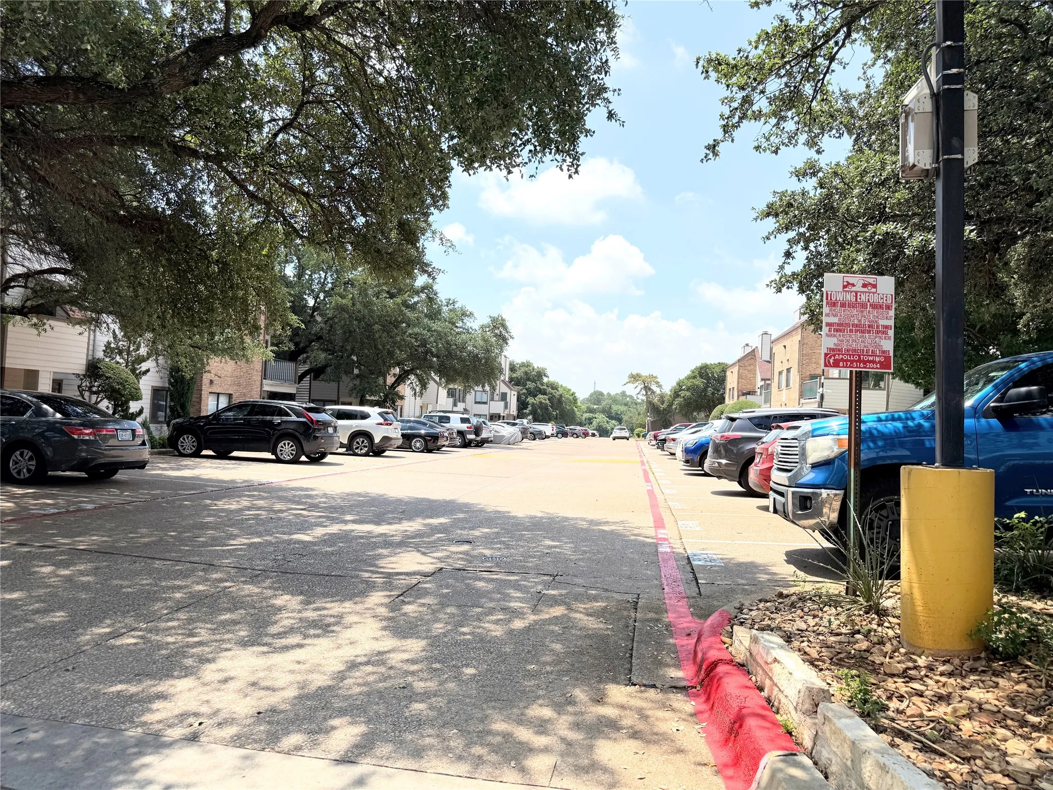 Condominium For Sale in Tarrant County , 2312 Balsam Drive A214, Arlington, Texas 76006, 2 Bedroom, 1 Bathroom, Garage spaces, 774 Sqft, built in 1980, mls#21292351, Real Estate Agent in Arlington, Homes For Sale in Tarrant county, Homes For Sale in Arlington, Realtor in Arlington Texas, Real Estate Brokerage Independent Realty Texas, Luminita Cordes Realtor