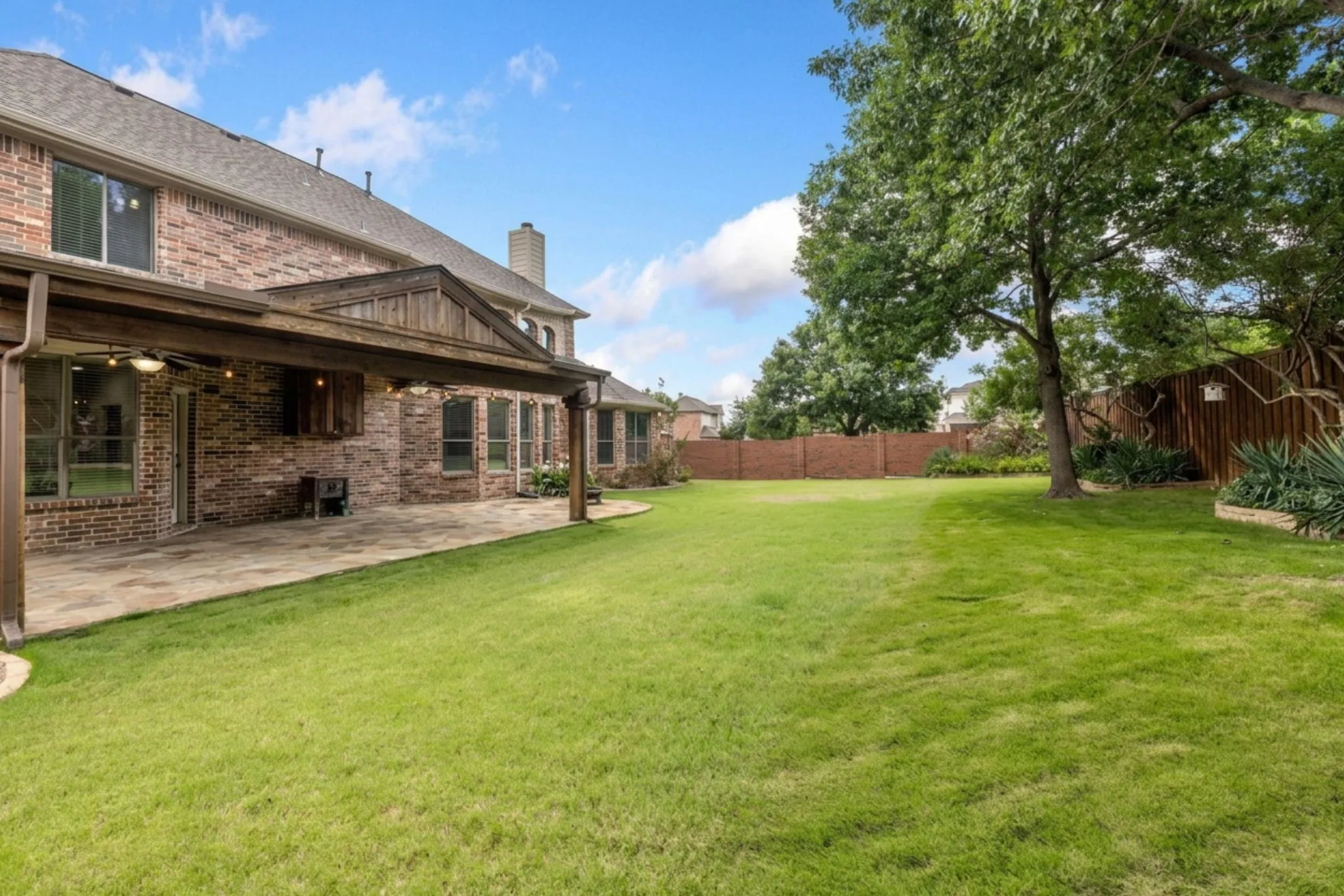 Single Family Residence For Sale in Collin County , 601 Livingston Drive, Prosper, Texas 75078, 4 Bedroom, 5 Bathroom, 3 Garage spaces, 3,883 Sqft, built in 2007, mls#21251108, Real Estate Agent in Prosper, Homes For Sale in Collin county, Homes For Sale in Prosper, Realtor in Prosper Texas, Real Estate Brokerage Independent Realty Texas, Luminita Cordes Realtor