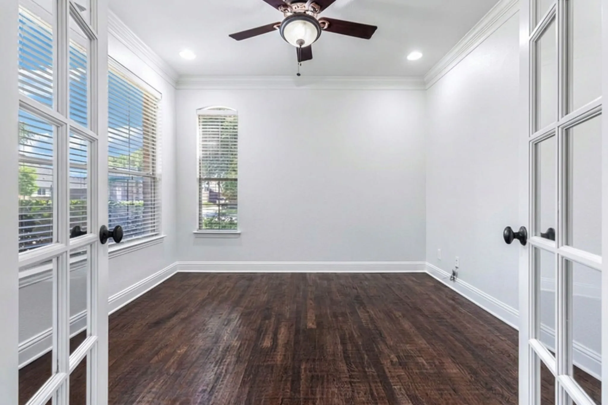 Single Family Residence For Sale in Collin County , 601 Livingston Drive, Prosper, Texas 75078, 4 Bedroom, 5 Bathroom, 3 Garage spaces, 3,883 Sqft, built in 2007, mls#21251108, Real Estate Agent in Prosper, Homes For Sale in Collin county, Homes For Sale in Prosper, Realtor in Prosper Texas, Real Estate Brokerage Independent Realty Texas, Luminita Cordes Realtor