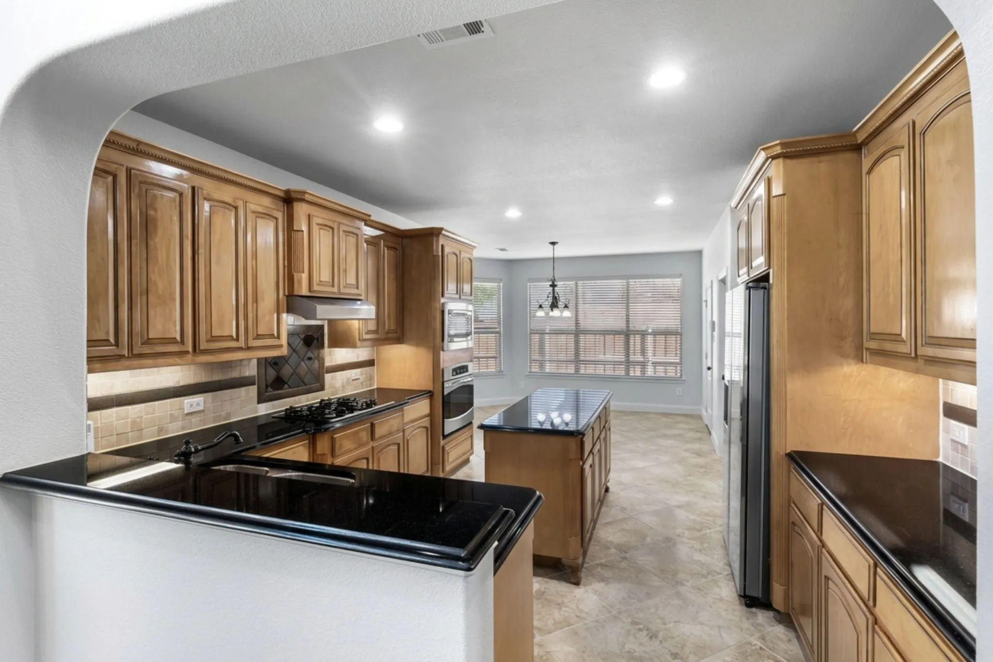 Single Family Residence For Sale in Collin County , 601 Livingston Drive, Prosper, Texas 75078, 4 Bedroom, 5 Bathroom, 3 Garage spaces, 3,883 Sqft, built in 2007, mls#21251108, Real Estate Agent in Prosper, Homes For Sale in Collin county, Homes For Sale in Prosper, Realtor in Prosper Texas, Real Estate Brokerage Independent Realty Texas, Luminita Cordes Realtor