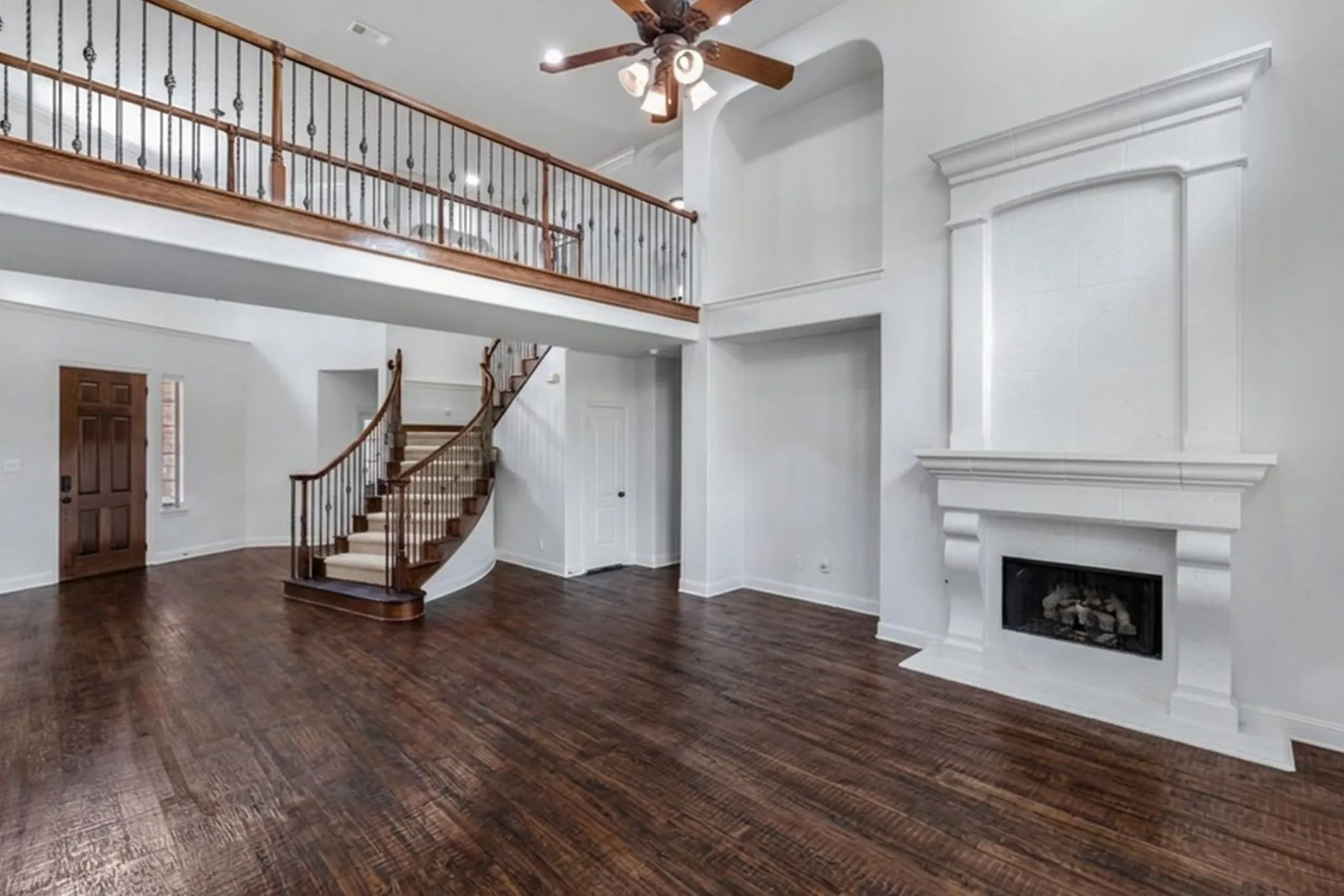 Single Family Residence For Sale in Collin County , 601 Livingston Drive, Prosper, Texas 75078, 4 Bedroom, 5 Bathroom, 3 Garage spaces, 3,883 Sqft, built in 2007, mls#21251108, Real Estate Agent in Prosper, Homes For Sale in Collin county, Homes For Sale in Prosper, Realtor in Prosper Texas, Real Estate Brokerage Independent Realty Texas, Luminita Cordes Realtor
