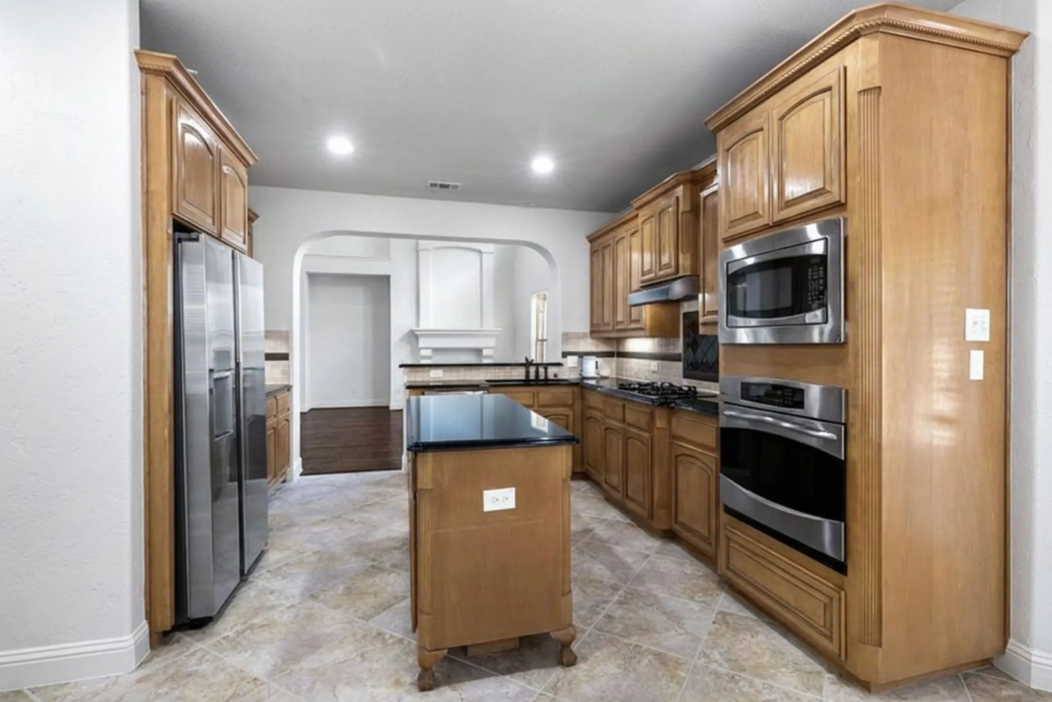 Single Family Residence For Sale in Collin County , 601 Livingston Drive, Prosper, Texas 75078, 4 Bedroom, 5 Bathroom, 3 Garage spaces, 3,883 Sqft, built in 2007, mls#21251108, Real Estate Agent in Prosper, Homes For Sale in Collin county, Homes For Sale in Prosper, Realtor in Prosper Texas, Real Estate Brokerage Independent Realty Texas, Luminita Cordes Realtor