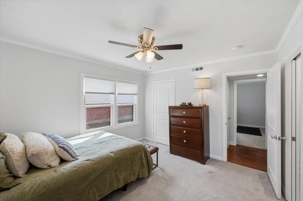 Single Family Residence For Sale in Tarrant County , 4755 Westcreek Drive, Fort Worth, Texas 76133, 3 Bedroom, 2 Bathroom, 2 Garage spaces, 1,364 Sqft, built in 1953, mls#21292912, Real Estate Agent in Fort Worth, Homes For Sale in Tarrant county, Homes For Sale in Fort Worth, Realtor in Fort Worth Texas, Real Estate Brokerage Independent Realty Texas, Luminita Cordes Realtor