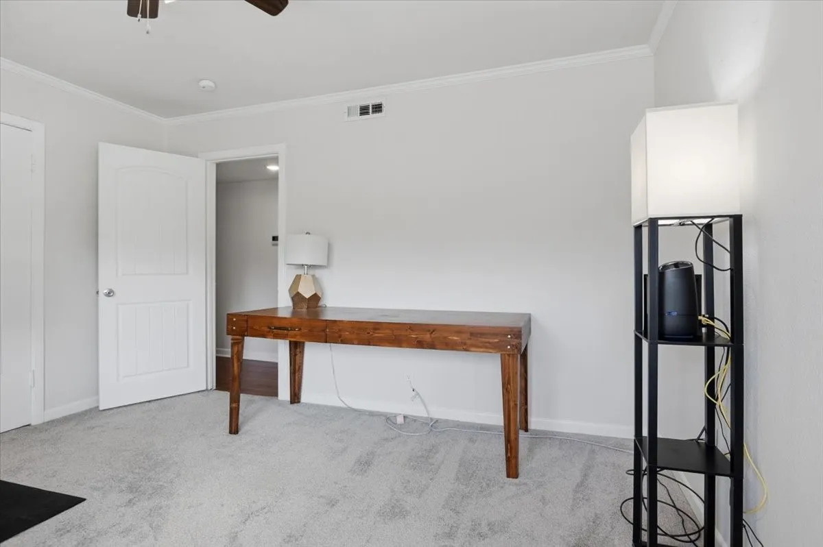 Single Family Residence For Sale in Tarrant County , 4755 Westcreek Drive, Fort Worth, Texas 76133, 3 Bedroom, 2 Bathroom, 2 Garage spaces, 1,364 Sqft, built in 1953, mls#21292912, Real Estate Agent in Fort Worth, Homes For Sale in Tarrant county, Homes For Sale in Fort Worth, Realtor in Fort Worth Texas, Real Estate Brokerage Independent Realty Texas, Luminita Cordes Realtor