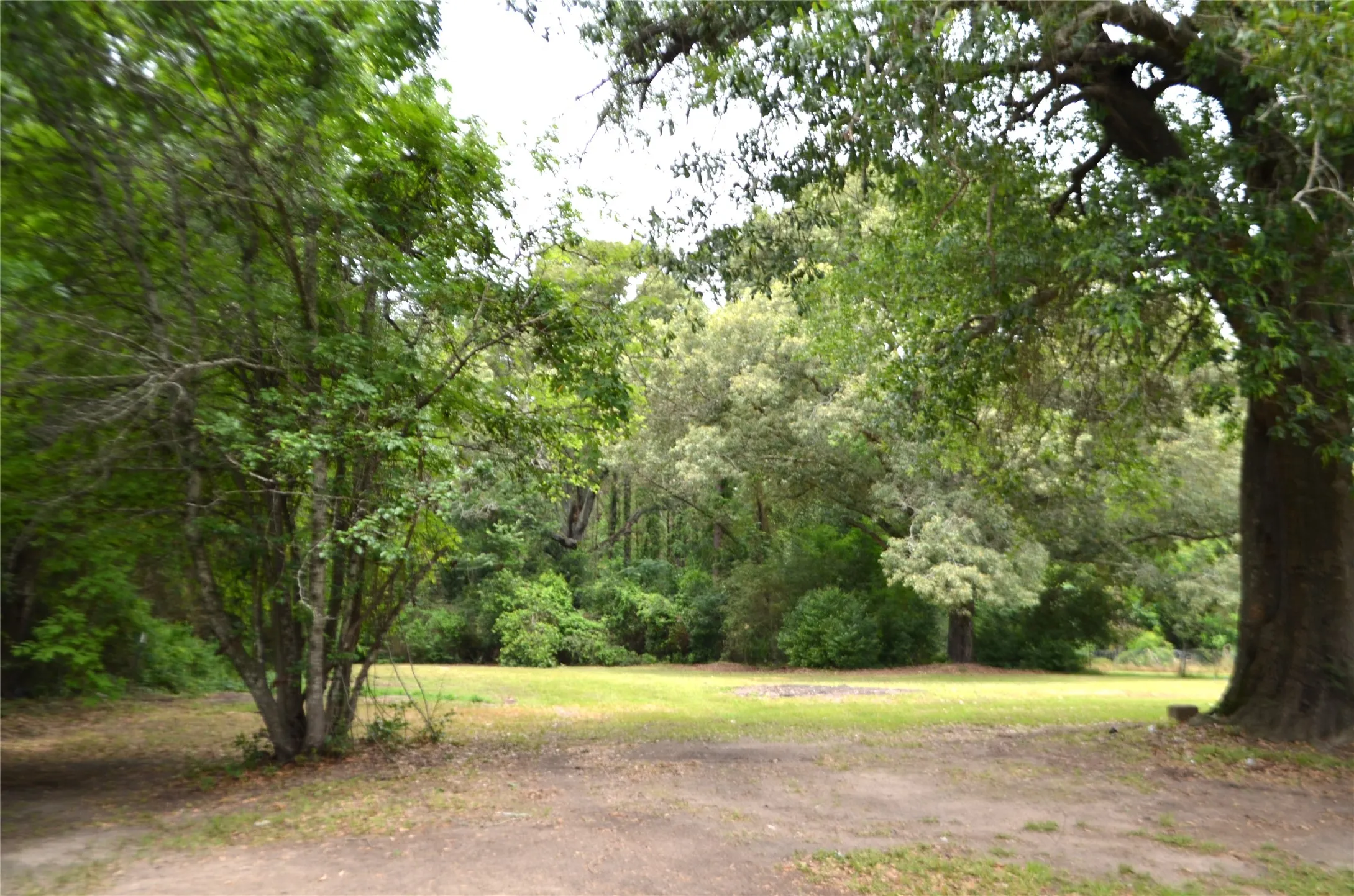 Single Family Residence For Sale in Smith County , 1508 Hwy 135, Overton, Texas 75684, 2 Bedroom, 2 Bathroom, Garage spaces, 1,632 Sqft, built in 1930, mls#21284529, Real Estate Agent in Overton, Homes For Sale in Smith county, Homes For Sale in Overton, Realtor in Overton Texas, Real Estate Brokerage Independent Realty Texas, Luminita Cordes Realtor