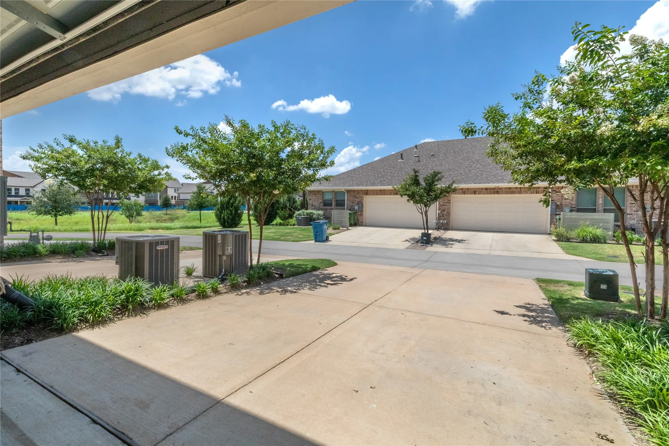 Townhouse For Sale in Denton County , 413 Parkside Drive, Argyle, Texas 76226, 2 Bedroom, 3 Bathroom, 2 Garage spaces, 1,509 Sqft, built in 2023, mls#21289853, Real Estate Agent in Argyle, Homes For Sale in Denton county, Homes For Sale in Argyle, Realtor in Argyle Texas, Real Estate Brokerage Independent Realty Texas, Luminita Cordes Realtor