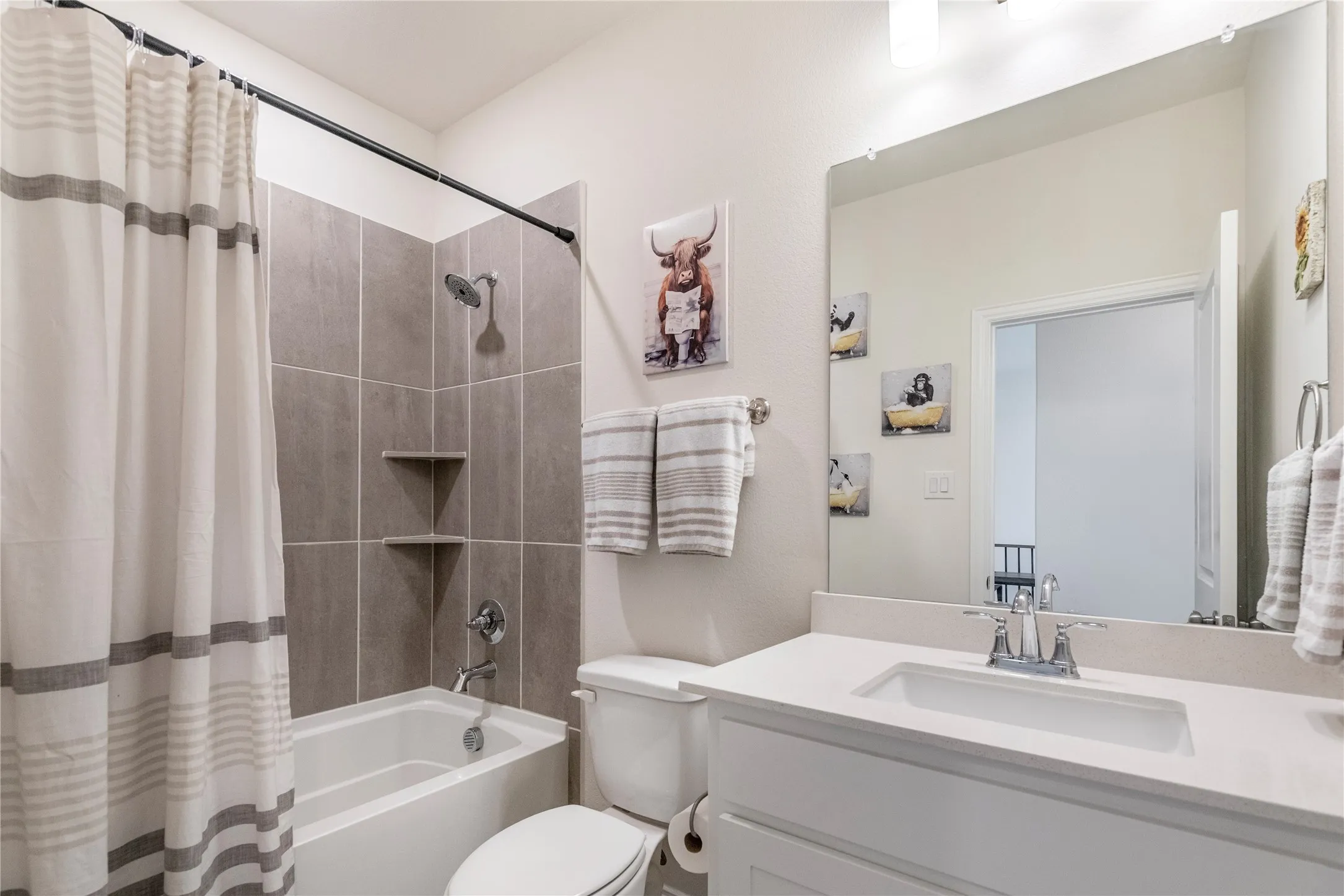 Townhouse For Sale in Denton County , 413 Parkside Drive, Argyle, Texas 76226, 2 Bedroom, 3 Bathroom, 2 Garage spaces, 1,509 Sqft, built in 2023, mls#21289853, Real Estate Agent in Argyle, Homes For Sale in Denton county, Homes For Sale in Argyle, Realtor in Argyle Texas, Real Estate Brokerage Independent Realty Texas, Luminita Cordes Realtor