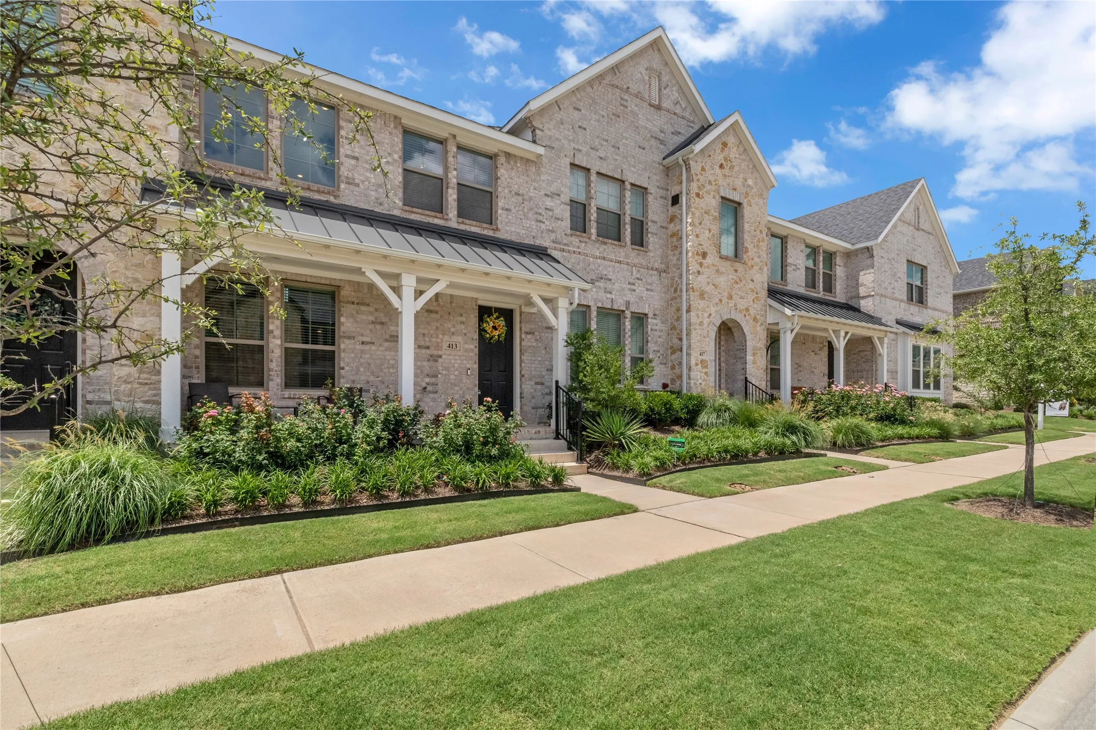 Townhouse For Sale in Denton County , 413 Parkside Drive, Argyle, Texas 76226, 2 Bedroom, 3 Bathroom, 2 Garage spaces, 1,509 Sqft, built in 2023, mls#21289853, Real Estate Agent in Argyle, Homes For Sale in Denton county, Homes For Sale in Argyle, Realtor in Argyle Texas, Real Estate Brokerage Independent Realty Texas, Luminita Cordes Realtor