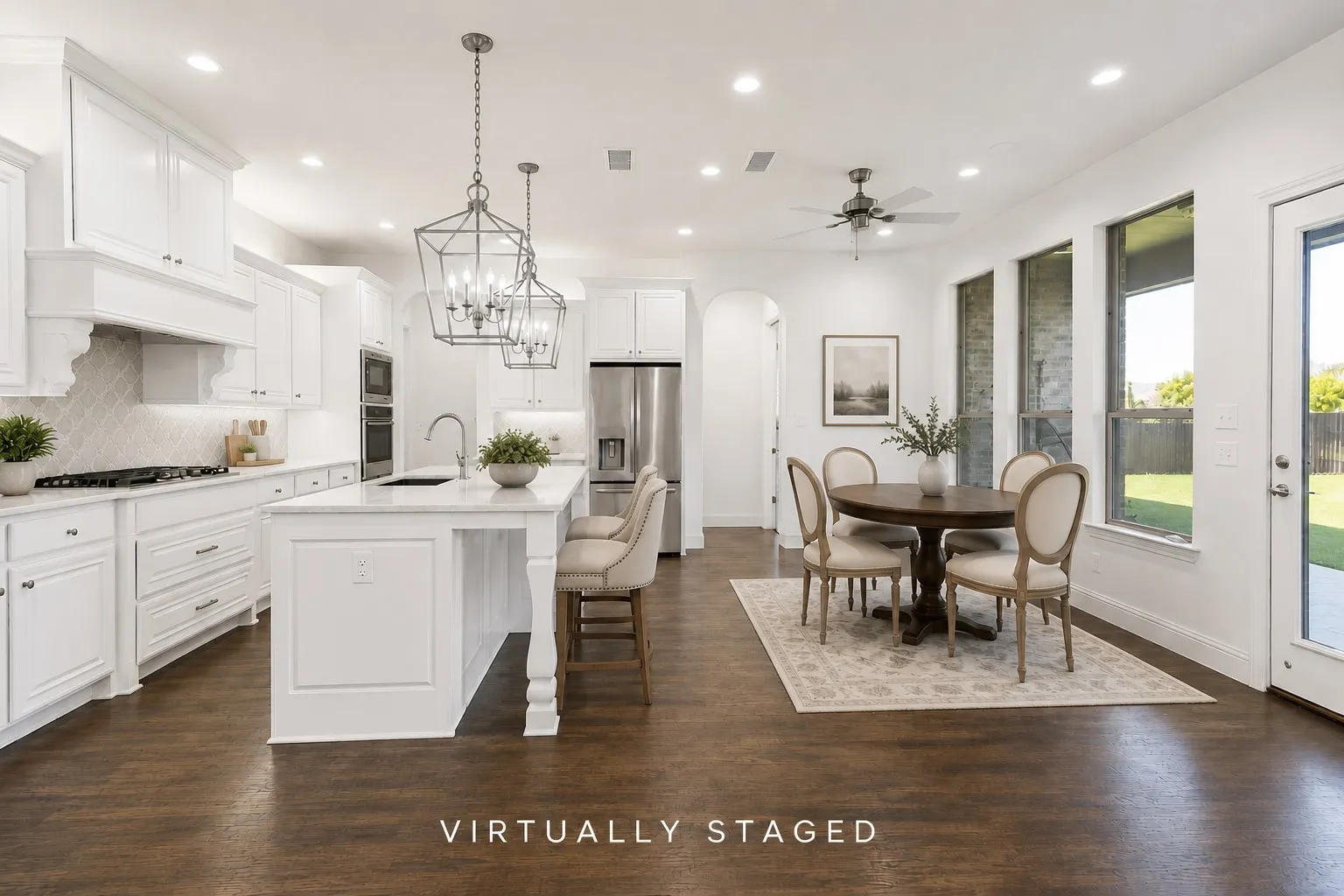 Single Family Residence For Sale in Collin County , 3395 Waverly Drive, Celina, Texas 75009, 5 Bedroom, 5 Bathroom, 3 Garage spaces, 4,215 Sqft, built in 2016, mls#21292411, Real Estate Agent in Celina, Homes For Sale in Collin county, Homes For Sale in Celina, Realtor in Celina Texas, Real Estate Brokerage Independent Realty Texas, Luminita Cordes Realtor