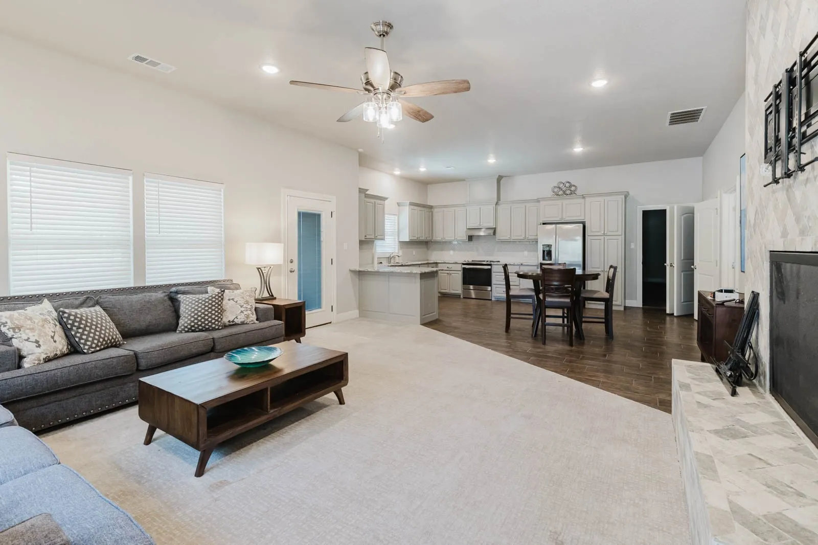 Guest quarters living space