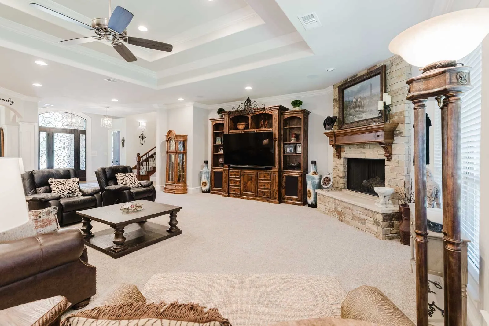 Single Family Residence For Sale in Wise County , 333 PR 4197, Decatur, Texas 76234, 4 Bedroom, 4 Bathroom, 2 Garage spaces, 4,488 Sqft, built in 2008, mls#21290220, Real Estate Agent in Decatur, Homes For Sale in Wise county, Homes For Sale in Decatur, Realtor in Decatur Texas, Real Estate Brokerage Independent Realty Texas, Luminita Cordes Realtor