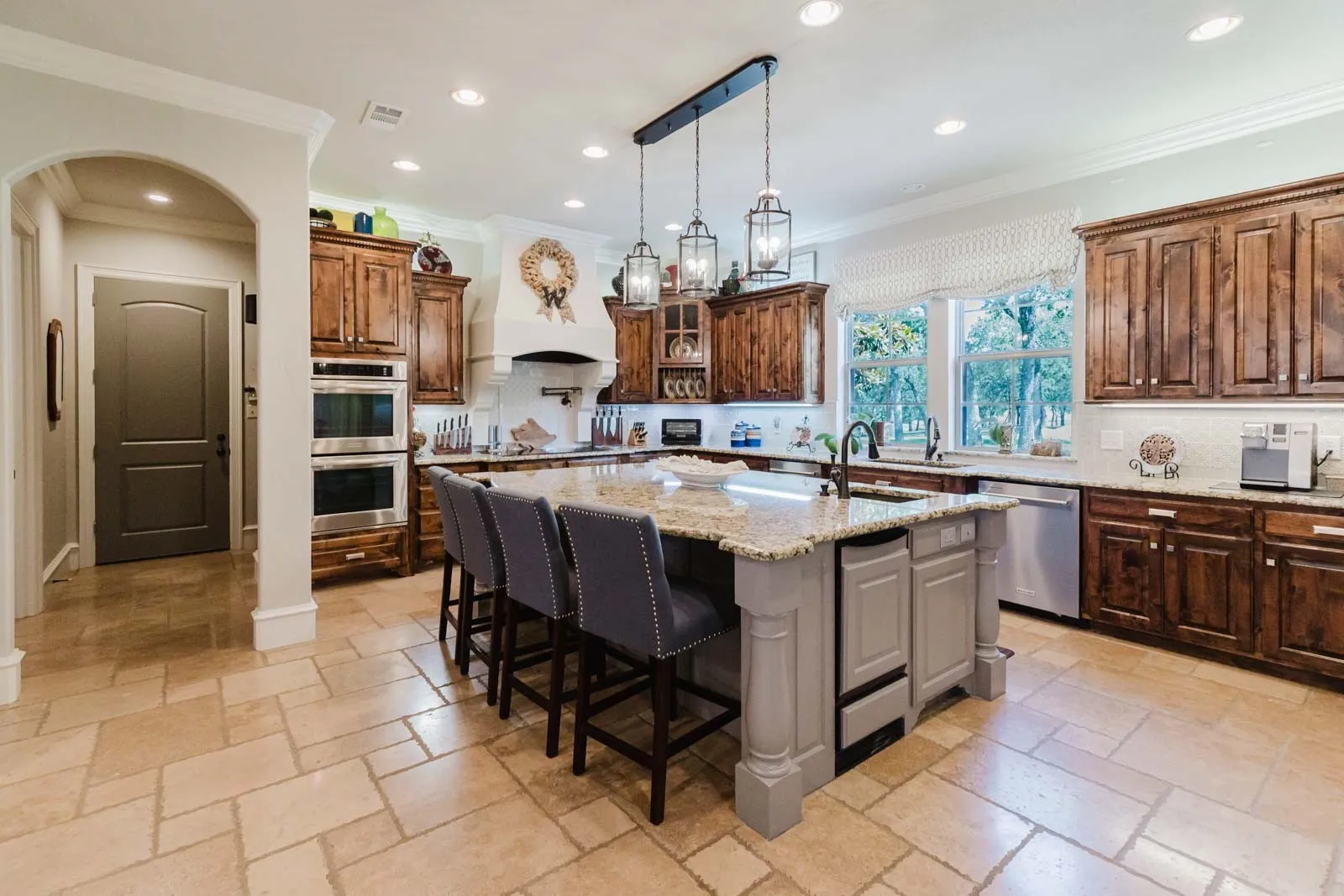 Single Family Residence For Sale in Wise County , 333 PR 4197, Decatur, Texas 76234, 4 Bedroom, 4 Bathroom, 2 Garage spaces, 4,488 Sqft, built in 2008, mls#21290220, Real Estate Agent in Decatur, Homes For Sale in Wise county, Homes For Sale in Decatur, Realtor in Decatur Texas, Real Estate Brokerage Independent Realty Texas, Luminita Cordes Realtor