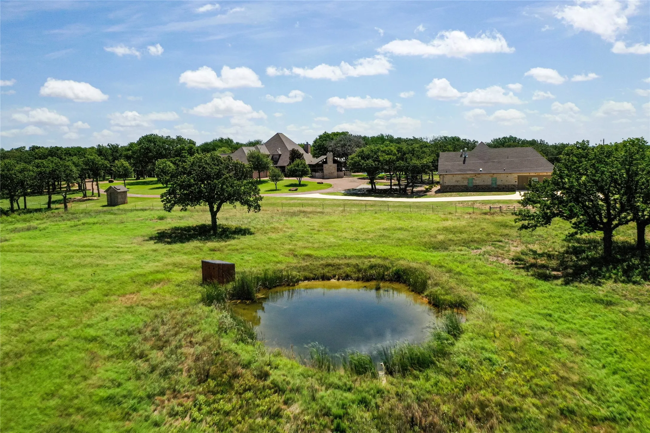 Single Family Residence For Sale in Wise County , 333 PR 4197, Decatur, Texas 76234, 4 Bedroom, 4 Bathroom, 2 Garage spaces, 4,488 Sqft, built in 2008, mls#21290220, Real Estate Agent in Decatur, Homes For Sale in Wise county, Homes For Sale in Decatur, Realtor in Decatur Texas, Real Estate Brokerage Independent Realty Texas, Luminita Cordes Realtor