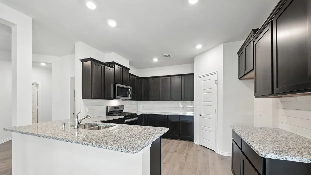 Single Family Residence For Sale in Collin County , 2101 Crockett Way, Anna, Texas 75409, 3 Bedroom, 3 Bathroom, 2 Garage spaces, 2,209 Sqft, built in 2026, mls#21292934, Real Estate Agent in Anna, Homes For Sale in Collin county, Homes For Sale in Anna, Realtor in Anna Texas, Real Estate Brokerage Independent Realty Texas, Luminita Cordes Realtor
