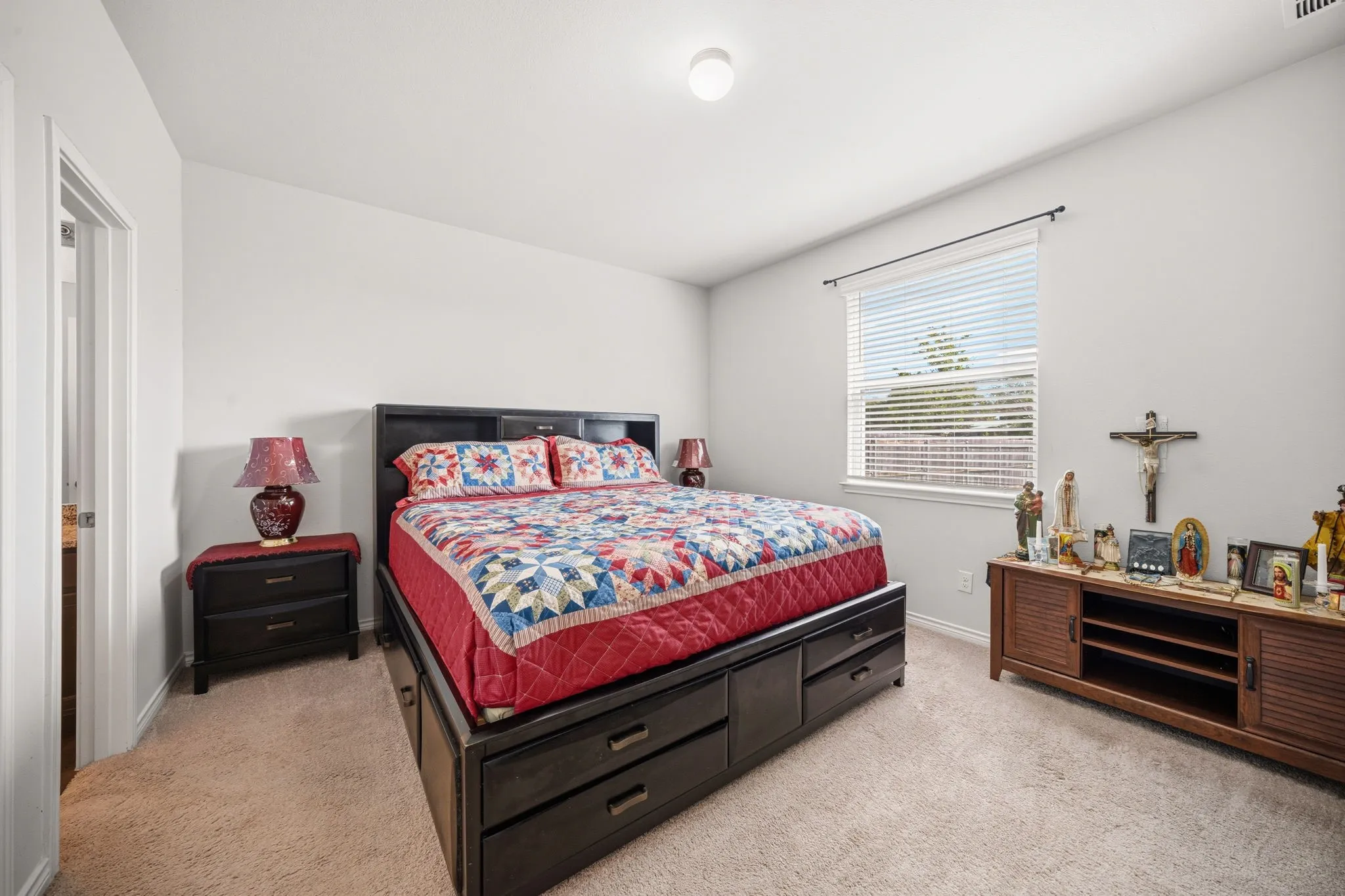 Single Family Residence For Sale in Ellis County , 3606 Kings Drive, Ennis, Texas 75119, 4 Bedroom, 4 Bathroom, 2 Garage spaces, 2,300 Sqft, built in 2022, mls#21288044, Real Estate Agent in Ennis, Homes For Sale in Ellis county, Homes For Sale in Ennis, Realtor in Ennis Texas, Real Estate Brokerage Independent Realty Texas, Luminita Cordes Realtor