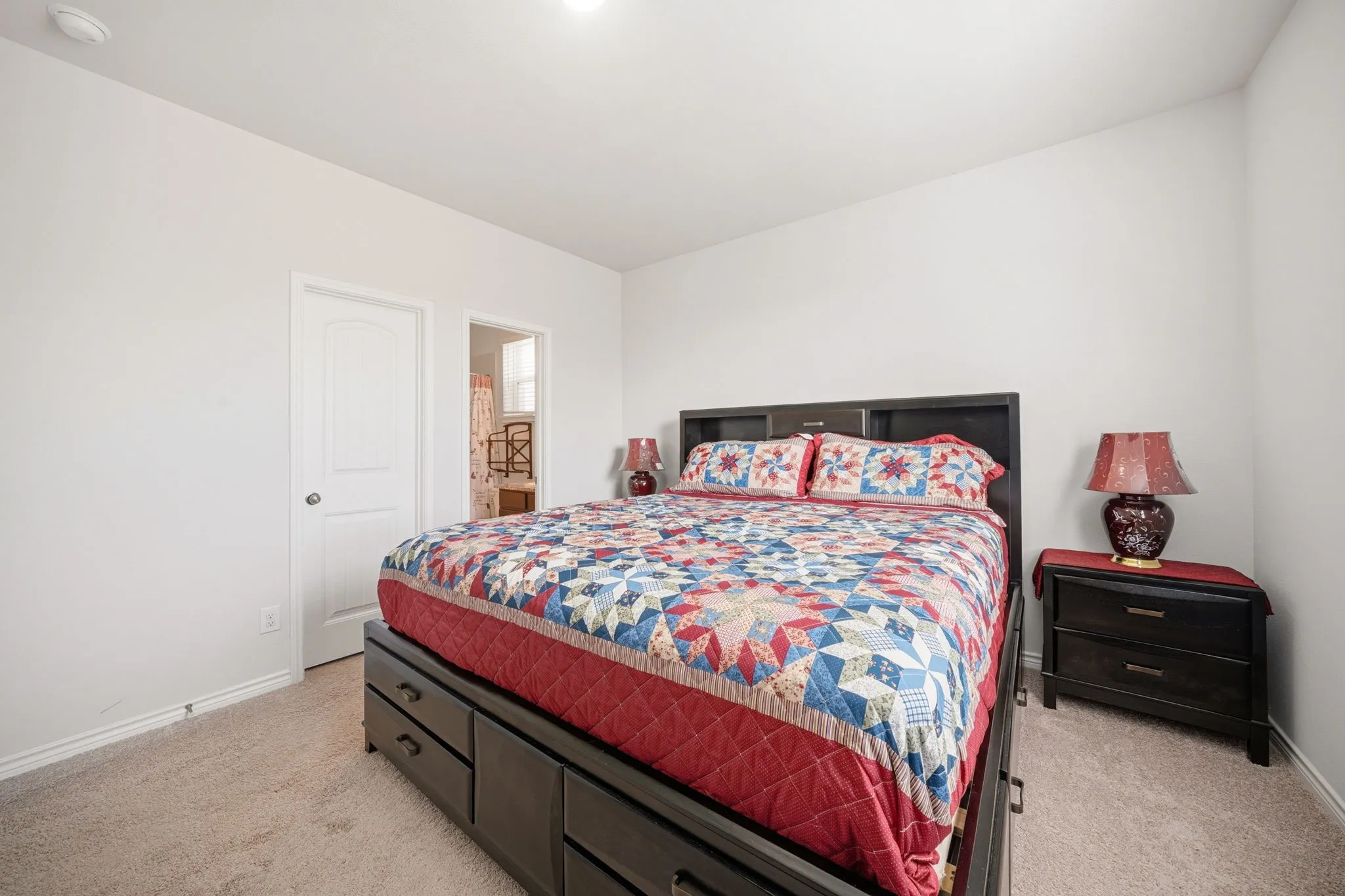 Single Family Residence For Sale in Ellis County , 3606 Kings Drive, Ennis, Texas 75119, 4 Bedroom, 4 Bathroom, 2 Garage spaces, 2,300 Sqft, built in 2022, mls#21288044, Real Estate Agent in Ennis, Homes For Sale in Ellis county, Homes For Sale in Ennis, Realtor in Ennis Texas, Real Estate Brokerage Independent Realty Texas, Luminita Cordes Realtor