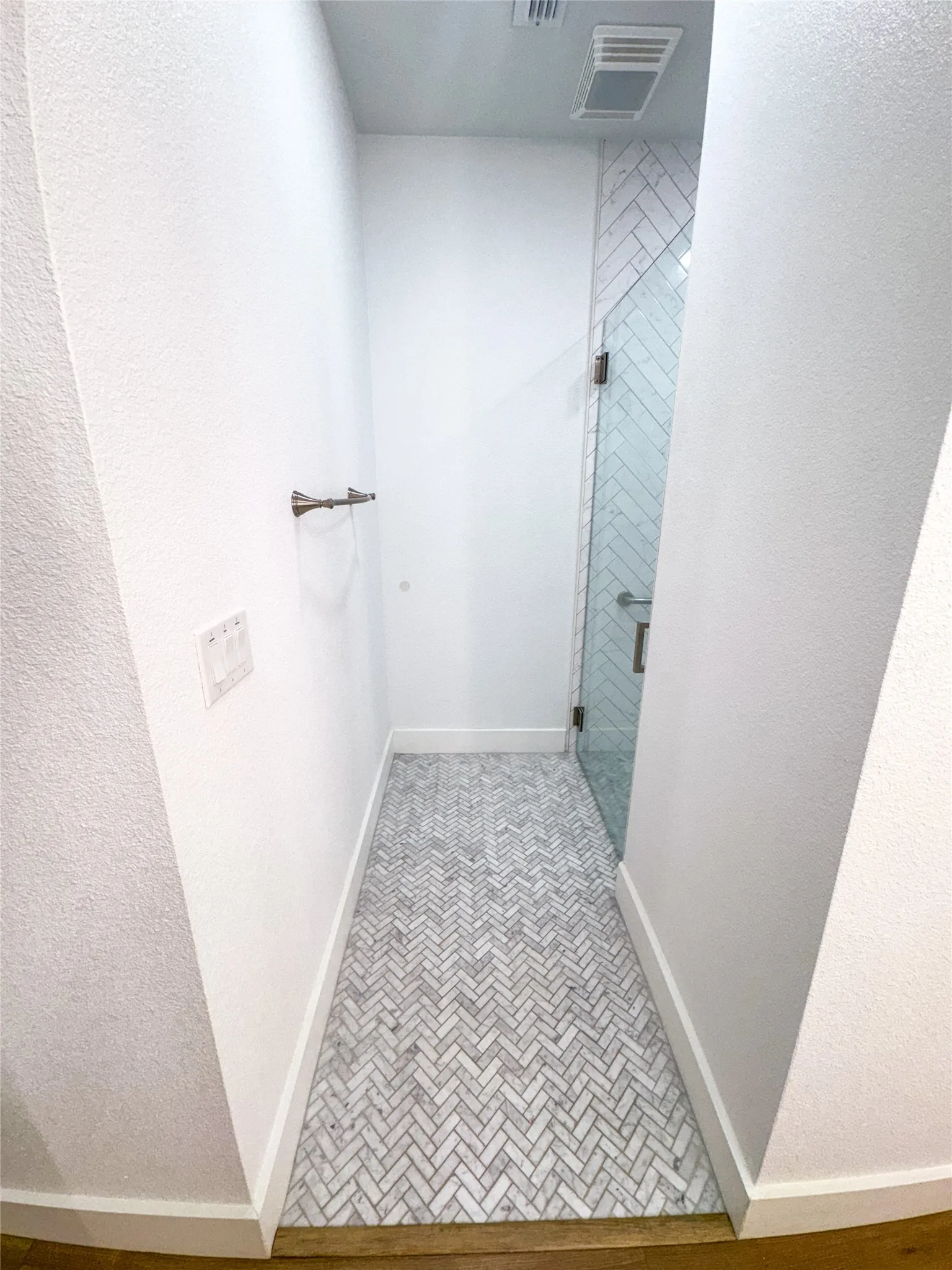 Single Family Residence For Sale in Cass County , 305 County Road 1145, Atlanta, Texas 75551, 2 Bedroom, 2 Bathroom, 3 Garage spaces, 2,067 Sqft, built in 2021, mls#21292959, Real Estate Agent in Atlanta, Homes For Sale in Cass county, Homes For Sale in Atlanta, Realtor in Atlanta Texas, Real Estate Brokerage Independent Realty Texas, Luminita Cordes Realtor
