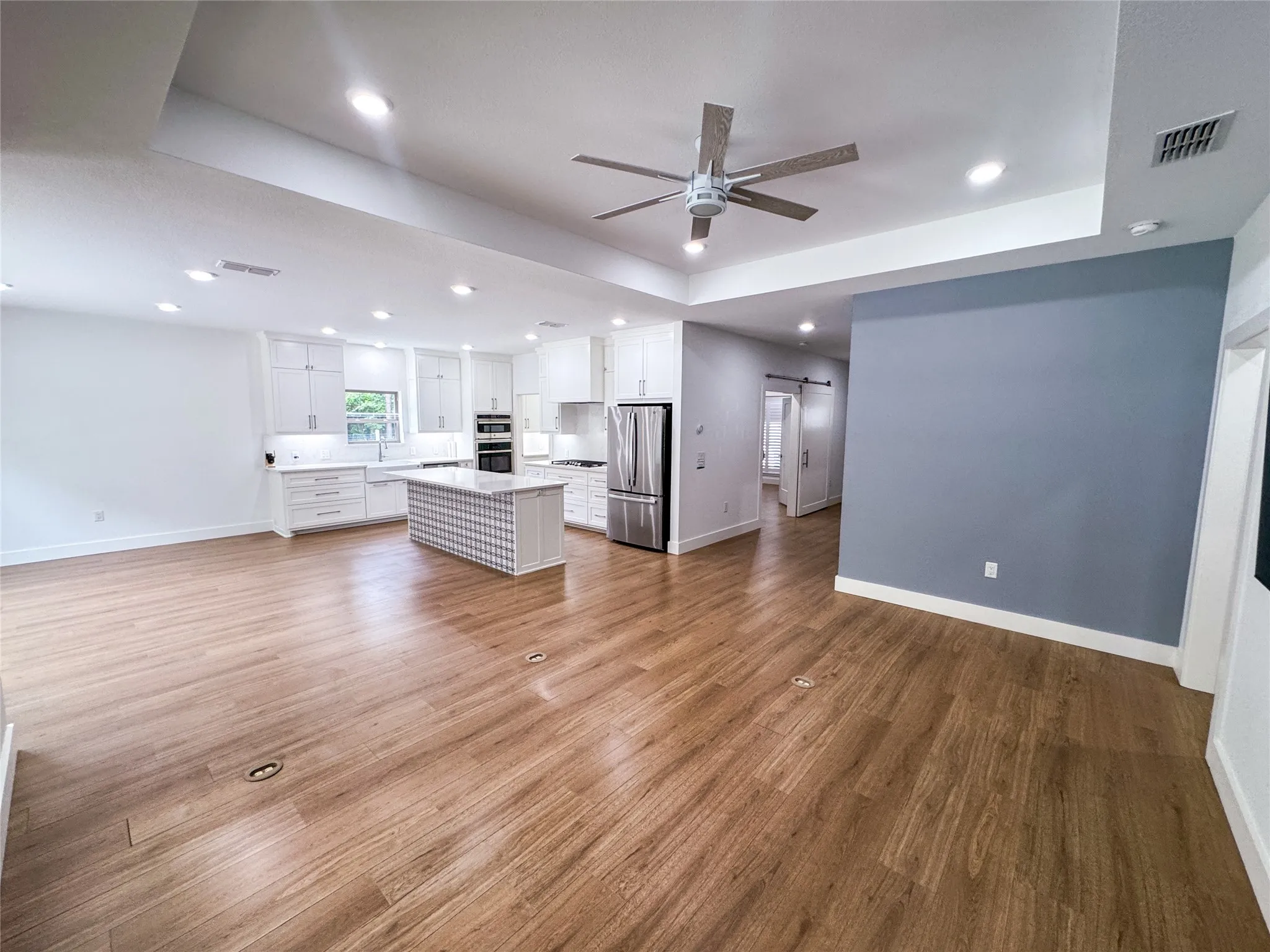 Single Family Residence For Sale in Cass County , 305 County Road 1145, Atlanta, Texas 75551, 2 Bedroom, 2 Bathroom, 3 Garage spaces, 2,067 Sqft, built in 2021, mls#21292959, Real Estate Agent in Atlanta, Homes For Sale in Cass county, Homes For Sale in Atlanta, Realtor in Atlanta Texas, Real Estate Brokerage Independent Realty Texas, Luminita Cordes Realtor