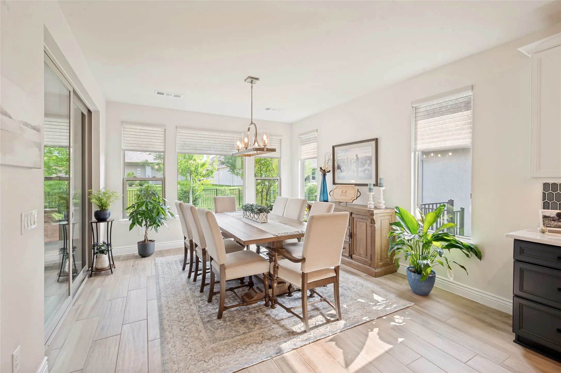 Spacious Dining Area.