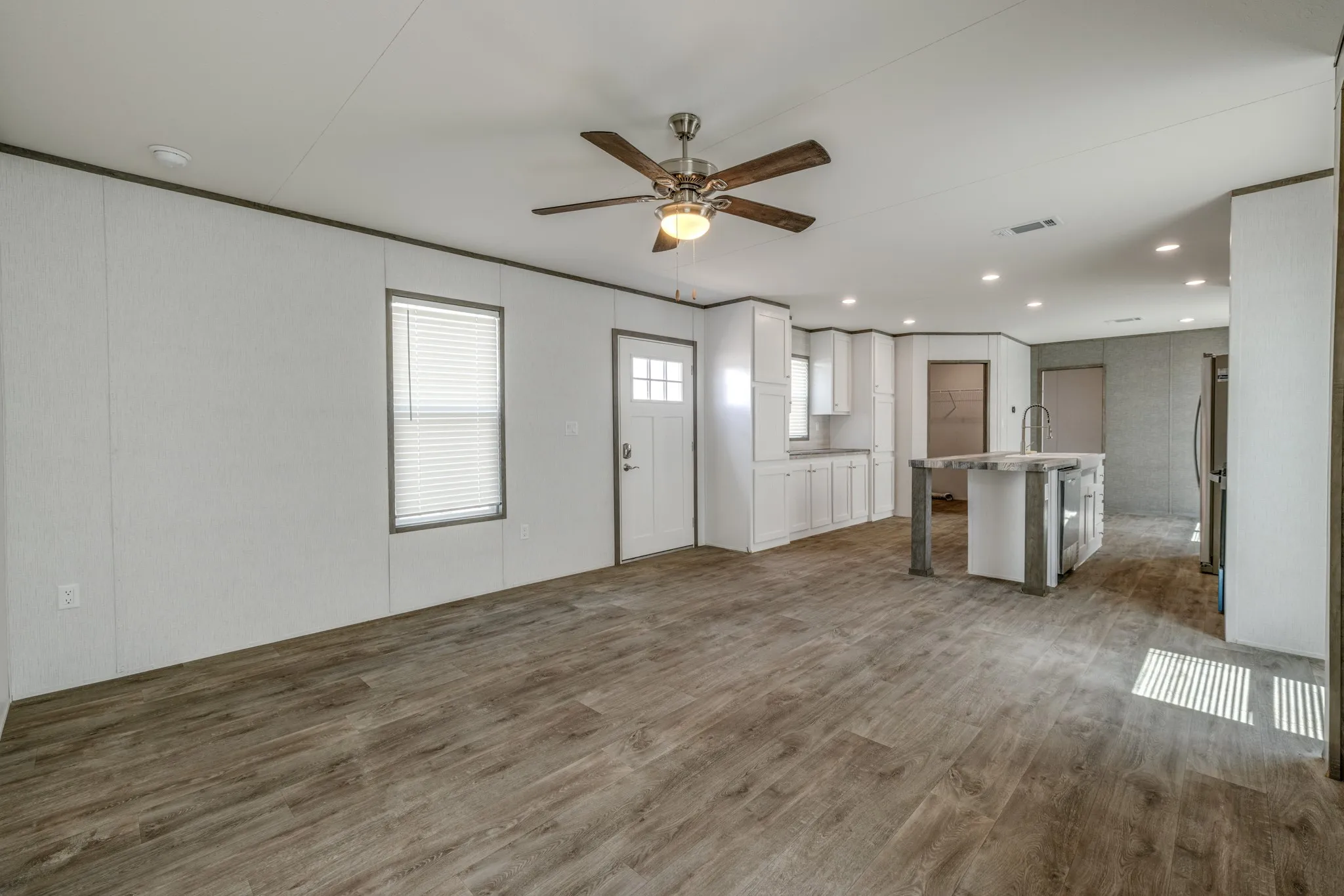 Manufactured Home For Sale in Jones County , 11122 PR 316, Hawley, Texas 79525, 3 Bedroom, 2 Bathroom, Garage spaces, 1,216 Sqft, built in 2025, mls#21292048, Real Estate Agent in Hawley, Homes For Sale in Jones county, Homes For Sale in Hawley, Realtor in Hawley Texas, Real Estate Brokerage Independent Realty Texas, Luminita Cordes Realtor