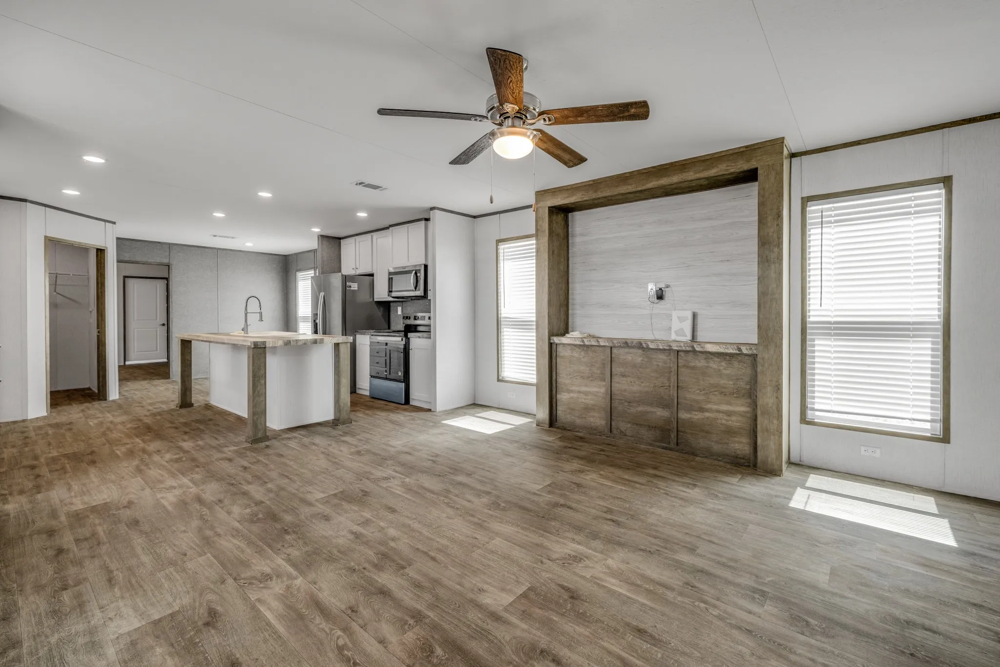 Manufactured Home For Sale in Jones County , 11122 PR 316, Hawley, Texas 79525, 3 Bedroom, 2 Bathroom, Garage spaces, 1,216 Sqft, built in 2025, mls#21292048, Real Estate Agent in Hawley, Homes For Sale in Jones county, Homes For Sale in Hawley, Realtor in Hawley Texas, Real Estate Brokerage Independent Realty Texas, Luminita Cordes Realtor