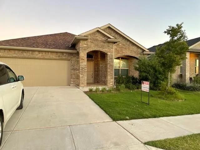 Single Family Residence For Rent in Tarrant County , 9528 Belle Prairie Trail, Fort Worth, Texas 76177, 3 Bedroom, 2 Bathroom, 2 Garage spaces, 1,802 Sqft, built in 2019, mls#21292976, Real Estate Agent in Fort Worth, Homes For Rent in Tarrant county, Homes For Rent in Fort Worth, Realtor in Fort Worth Texas, Real Estate Brokerage Independent Realty Texas, Luminita Cordes Realtor