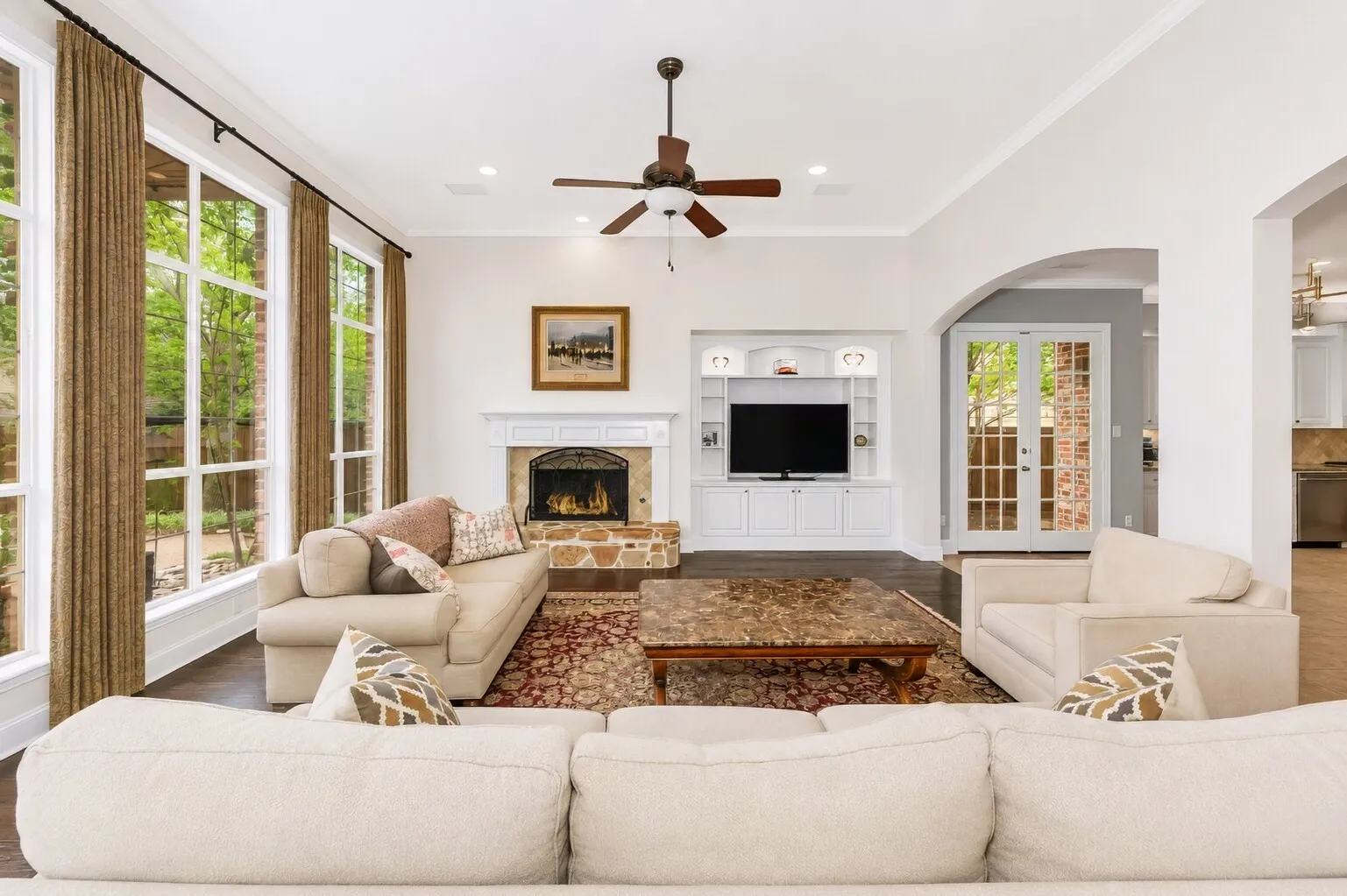 Single Family Residence For Sale in Collin County , 1105 Woodhaven Drive, Mc Kinney, Texas 75072, 4 Bedroom, 5 Bathroom, 3 Garage spaces, 3,661 Sqft, built in 2001, mls#21293006, Real Estate Agent in Mc Kinney, Homes For Sale in Collin county, Homes For Sale in Mc Kinney, Realtor in Mc Kinney Texas, Real Estate Brokerage Independent Realty Texas, Luminita Cordes Realtor