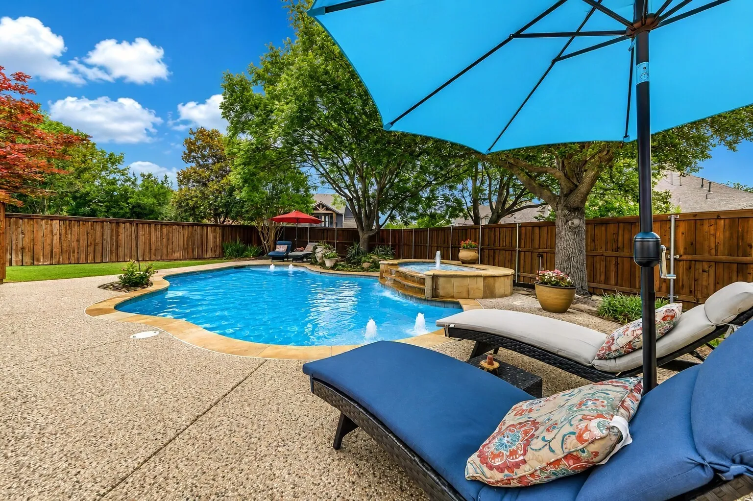 Single Family Residence For Sale in Collin County , 1105 Woodhaven Drive, Mc Kinney, Texas 75072, 4 Bedroom, 5 Bathroom, 3 Garage spaces, 3,661 Sqft, built in 2001, mls#21293006, Real Estate Agent in Mc Kinney, Homes For Sale in Collin county, Homes For Sale in Mc Kinney, Realtor in Mc Kinney Texas, Real Estate Brokerage Independent Realty Texas, Luminita Cordes Realtor