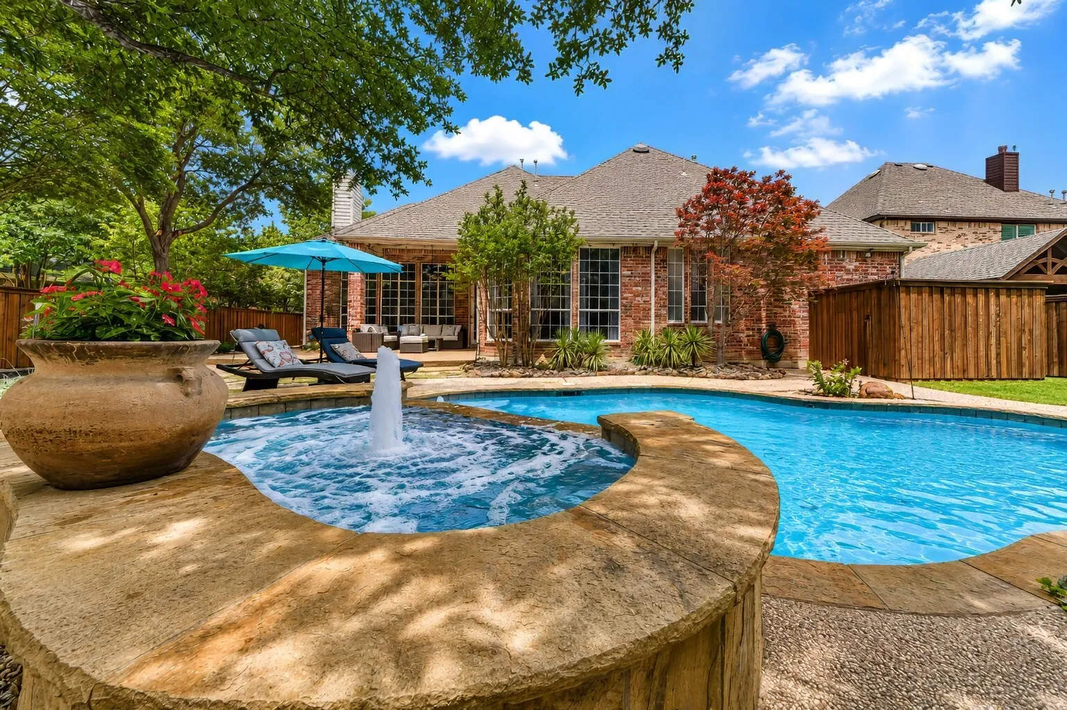 Single Family Residence For Sale in Collin County , 1105 Woodhaven Drive, Mc Kinney, Texas 75072, 4 Bedroom, 5 Bathroom, 3 Garage spaces, 3,661 Sqft, built in 2001, mls#21293006, Real Estate Agent in Mc Kinney, Homes For Sale in Collin county, Homes For Sale in Mc Kinney, Realtor in Mc Kinney Texas, Real Estate Brokerage Independent Realty Texas, Luminita Cordes Realtor