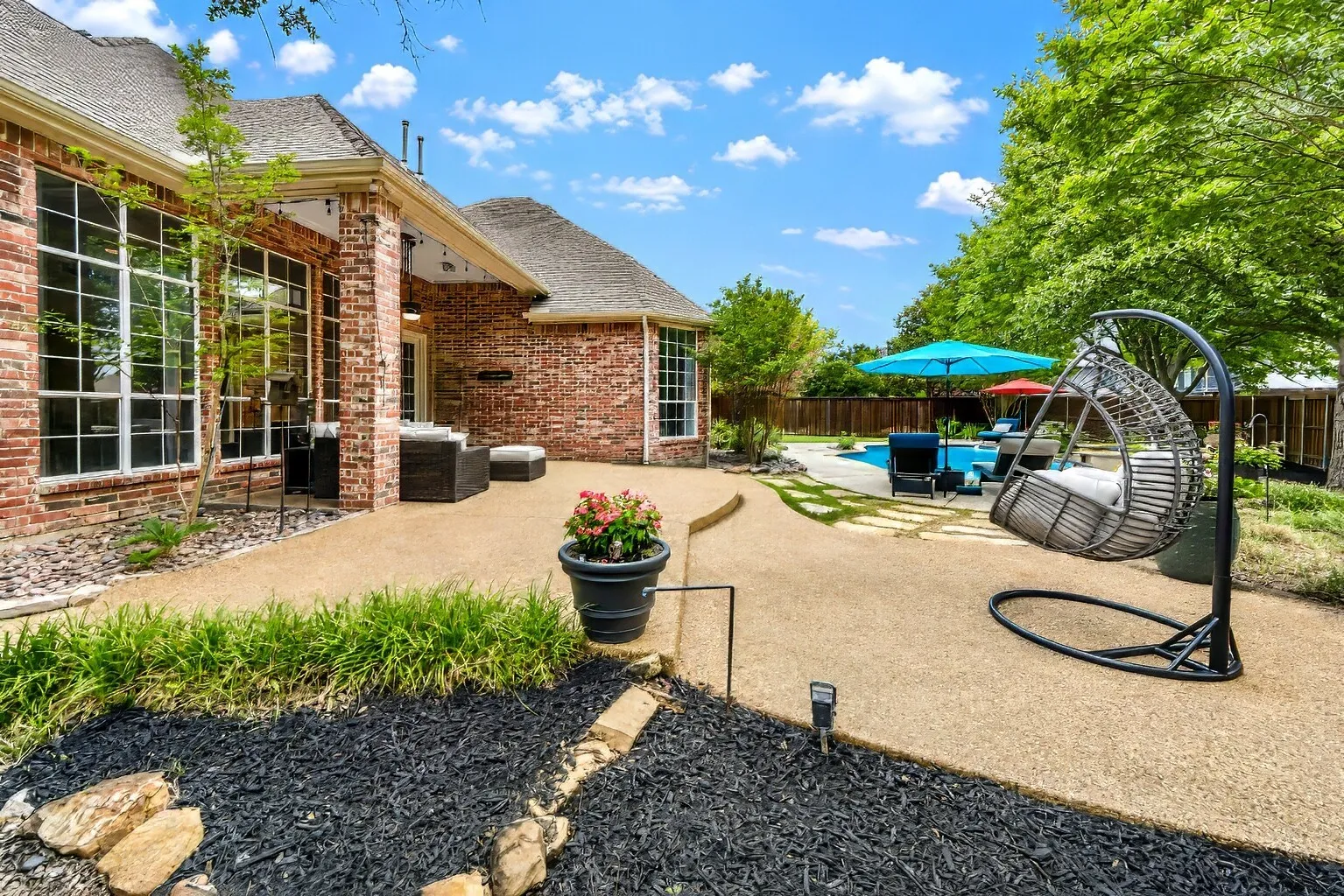 Single Family Residence For Sale in Collin County , 1105 Woodhaven Drive, Mc Kinney, Texas 75072, 4 Bedroom, 5 Bathroom, 3 Garage spaces, 3,661 Sqft, built in 2001, mls#21293006, Real Estate Agent in Mc Kinney, Homes For Sale in Collin county, Homes For Sale in Mc Kinney, Realtor in Mc Kinney Texas, Real Estate Brokerage Independent Realty Texas, Luminita Cordes Realtor