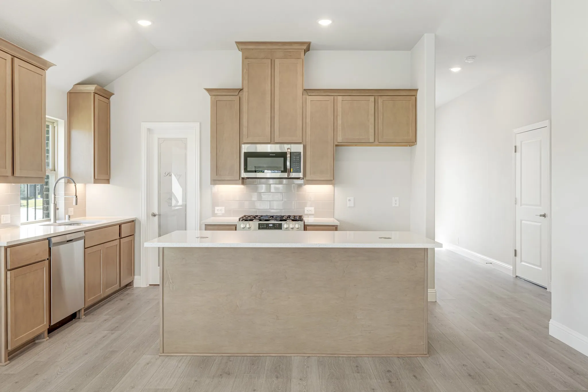 Single Family Residence For Sale in Dallas County , 121 Creekstone Drive, Balch Springs, Texas 75181, 4 Bedroom, 3 Bathroom, 2 Garage spaces, 2,452 Sqft, built in 2026, mls#21293008, Real Estate Agent in Balch Springs, Homes For Sale in Dallas county, Homes For Sale in Balch Springs, Realtor in Balch Springs Texas, Real Estate Brokerage Independent Realty Texas, Luminita Cordes Realtor