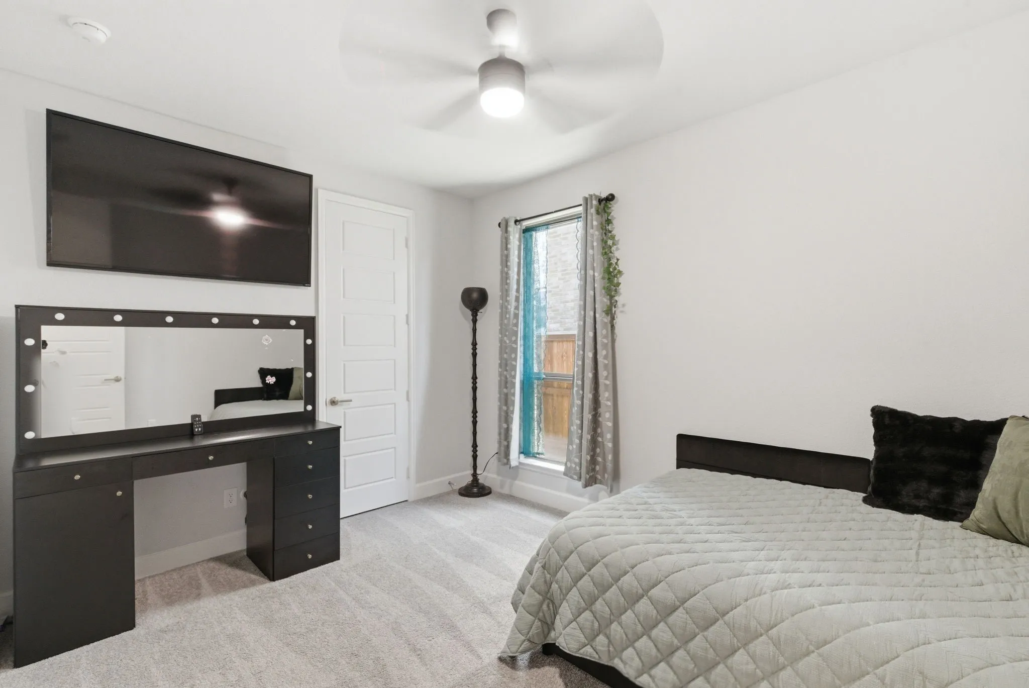 Single Family Residence For Sale in Tarrant County , 915 Winter Cherry Lane, Haslet, Texas 76052, 3 Bedroom, 3 Bathroom, 2 Garage spaces, 2,181 Sqft, built in 2024, Price $524,900, mls#21291882, Real Estate Agent in Haslet, Homes For Sale in Tarrant county, Homes For Sale in Haslet, Realtor in Haslet Texas, Real Estate Brokerage Independent Realty Texas, Luminita Cordes Realtor