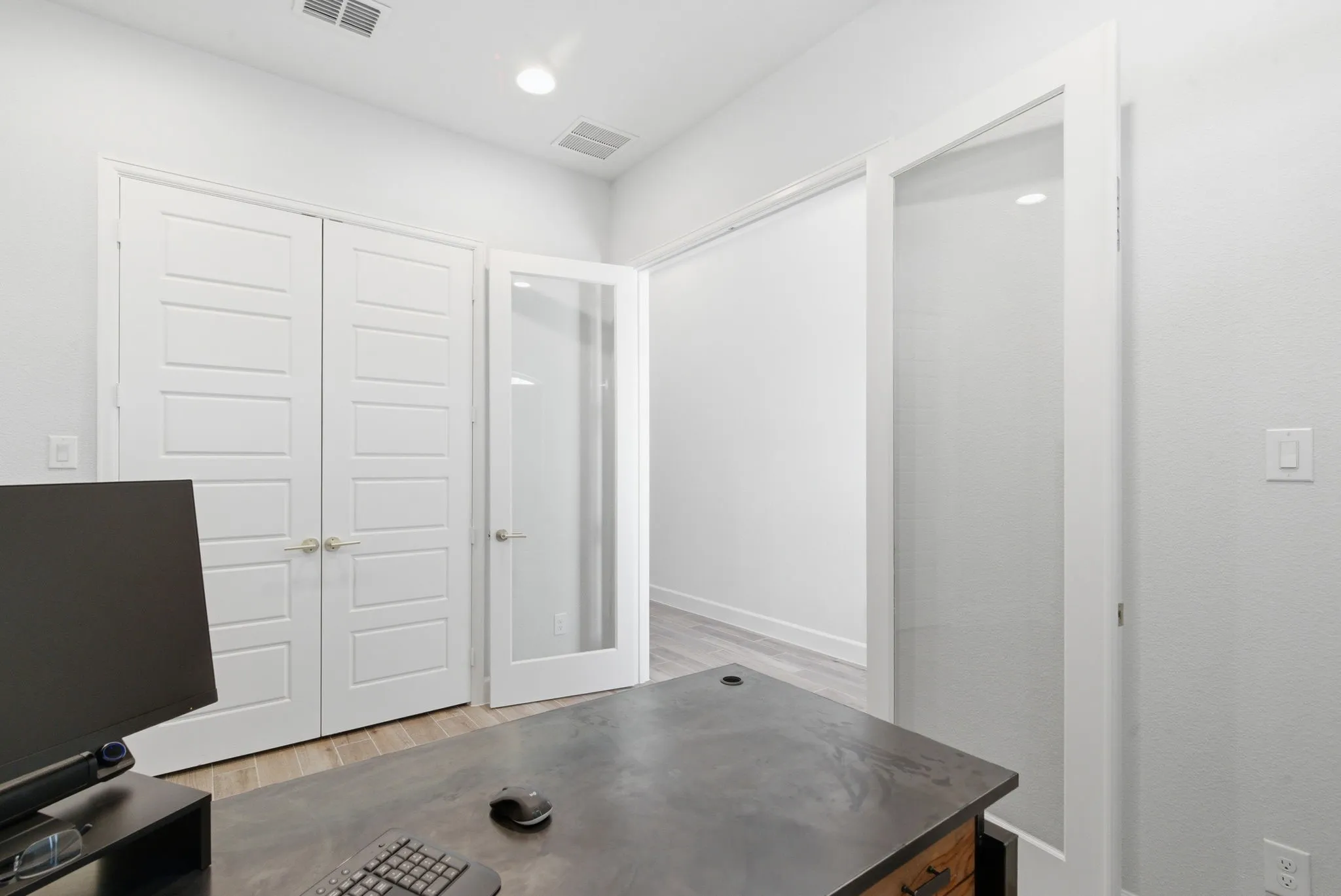 Single Family Residence For Sale in Tarrant County , 915 Winter Cherry Lane, Haslet, Texas 76052, 3 Bedroom, 3 Bathroom, 2 Garage spaces, 2,181 Sqft, built in 2024, Price $524,900, mls#21291882, Real Estate Agent in Haslet, Homes For Sale in Tarrant county, Homes For Sale in Haslet, Realtor in Haslet Texas, Real Estate Brokerage Independent Realty Texas, Luminita Cordes Realtor