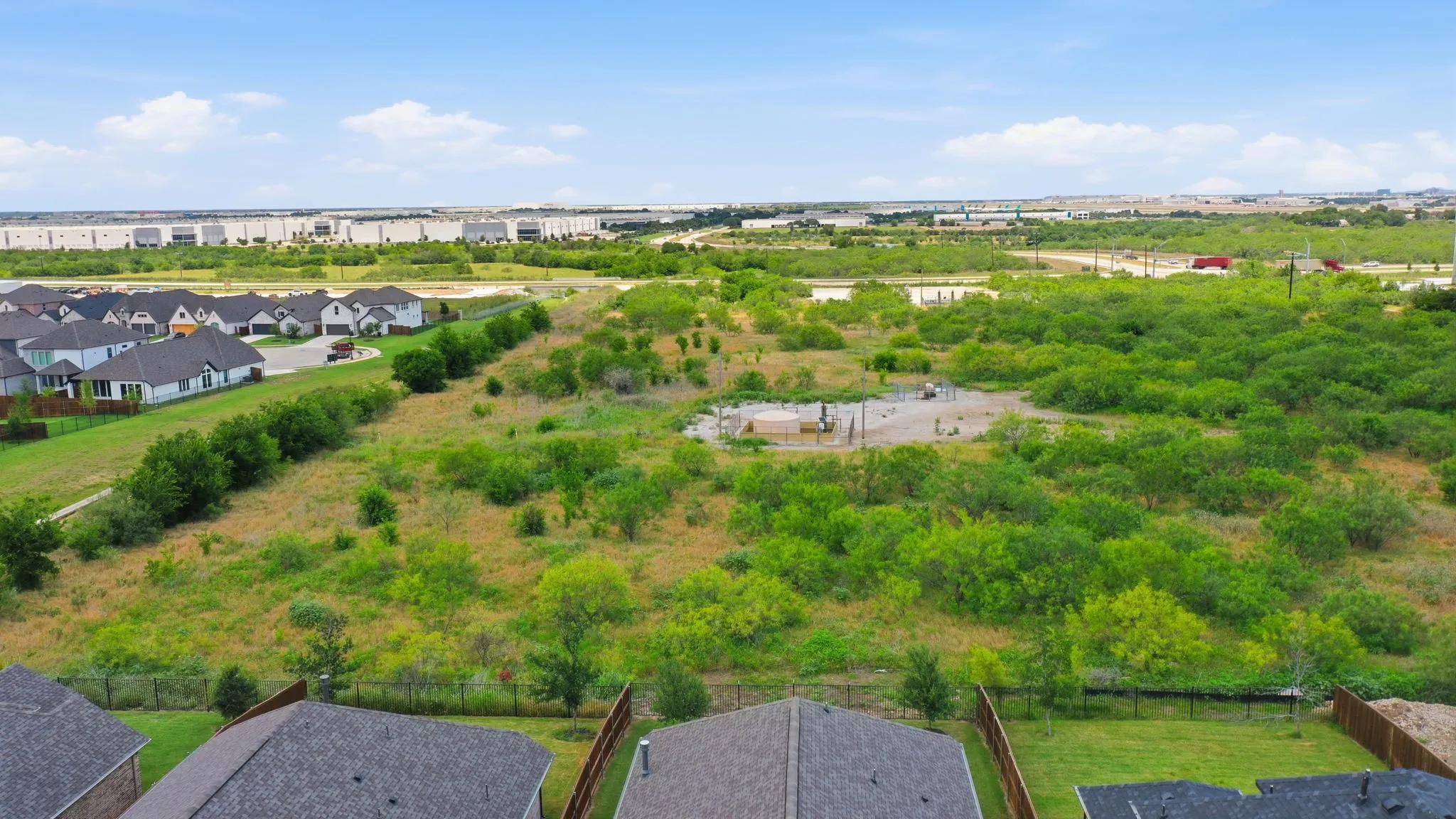 Single Family Residence For Sale in Tarrant County , 915 Winter Cherry Lane, Haslet, Texas 76052, 3 Bedroom, 3 Bathroom, 2 Garage spaces, 2,181 Sqft, built in 2024, Price $524,900, mls#21291882, Real Estate Agent in Haslet, Homes For Sale in Tarrant county, Homes For Sale in Haslet, Realtor in Haslet Texas, Real Estate Brokerage Independent Realty Texas, Luminita Cordes Realtor