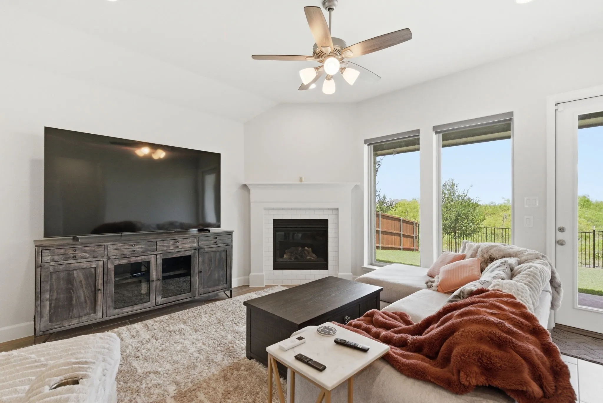 Single Family Residence For Sale in Tarrant County , 915 Winter Cherry Lane, Haslet, Texas 76052, 3 Bedroom, 3 Bathroom, 2 Garage spaces, 2,181 Sqft, built in 2024, Price $524,900, mls#21291882, Real Estate Agent in Haslet, Homes For Sale in Tarrant county, Homes For Sale in Haslet, Realtor in Haslet Texas, Real Estate Brokerage Independent Realty Texas, Luminita Cordes Realtor